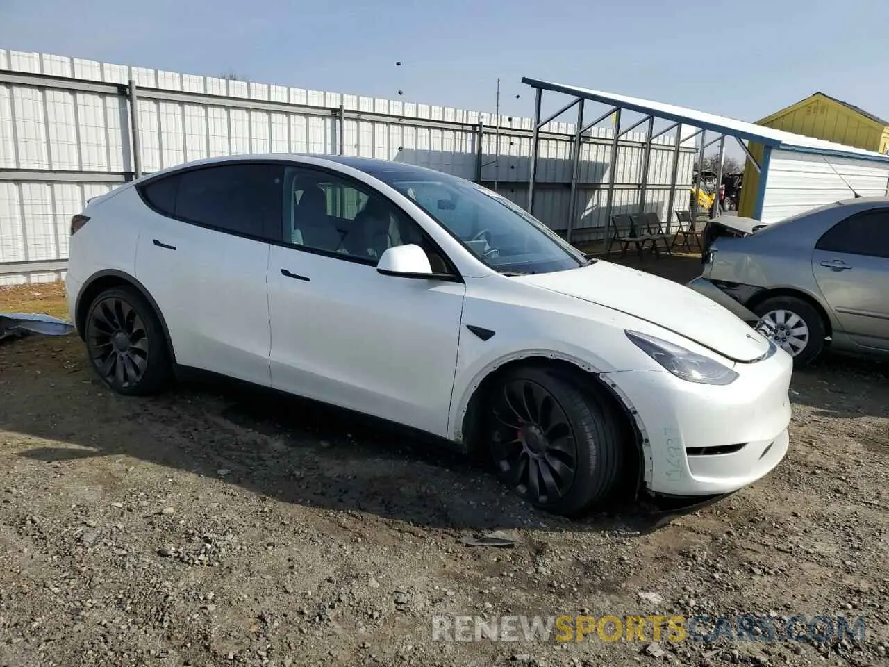 4 Photograph of a damaged car 7SAYGDEF2PF763753 TESLA MODEL Y 2023