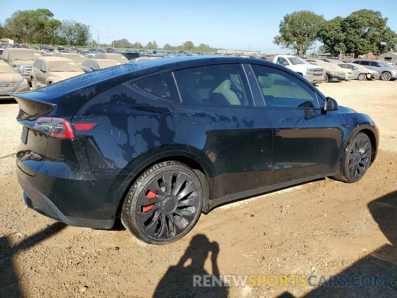 3 Photograph of a damaged car 7SAYGDEF2PF765941 TESLA MODEL Y 2023