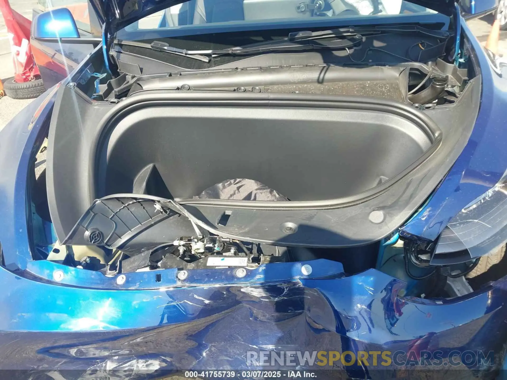 10 Photograph of a damaged car 7SAYGDEF2PF864775 TESLA MODEL Y 2023