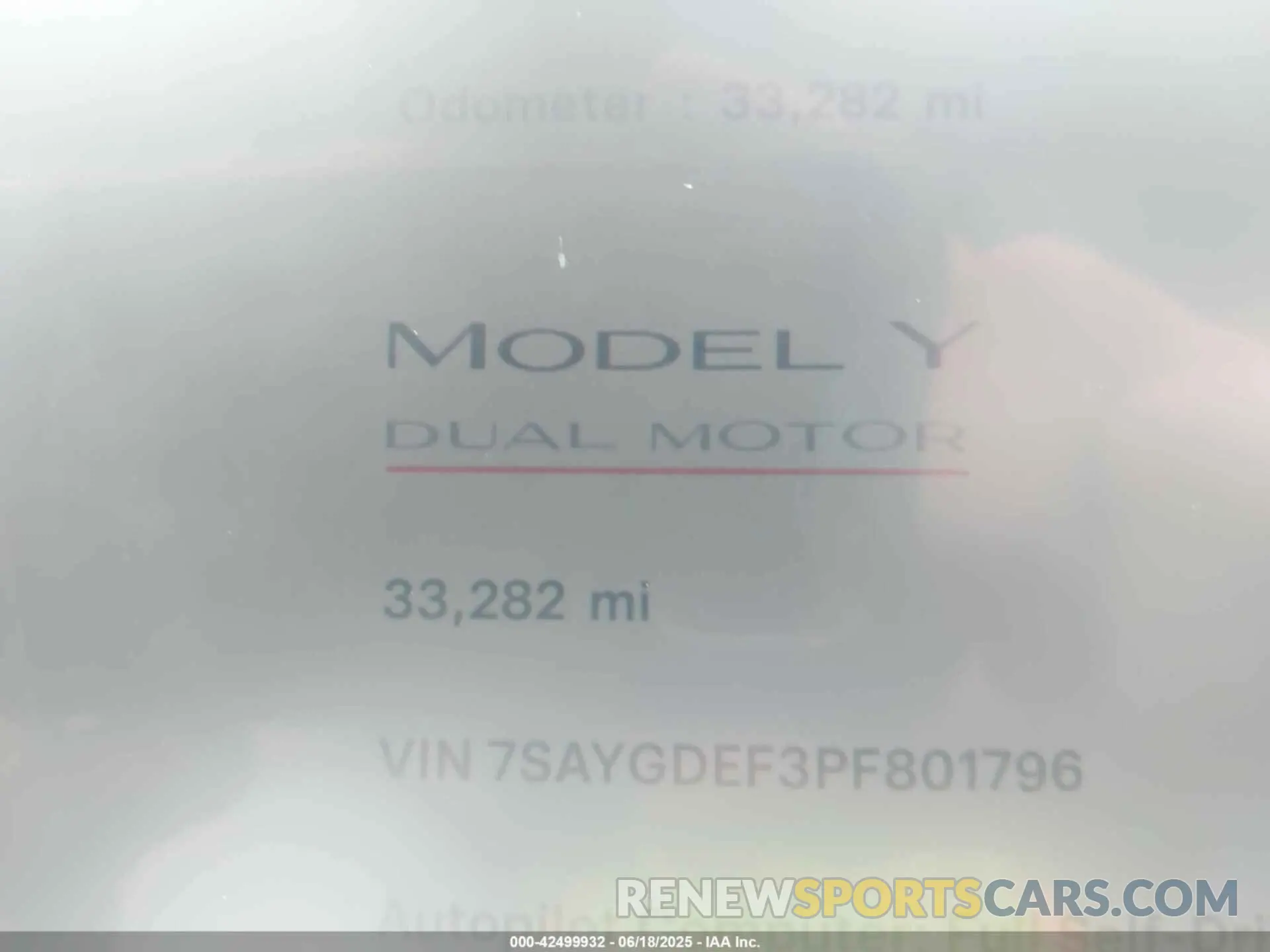 7 Photograph of a damaged car 7SAYGDEF3PF801796 TESLA MODEL Y 2023