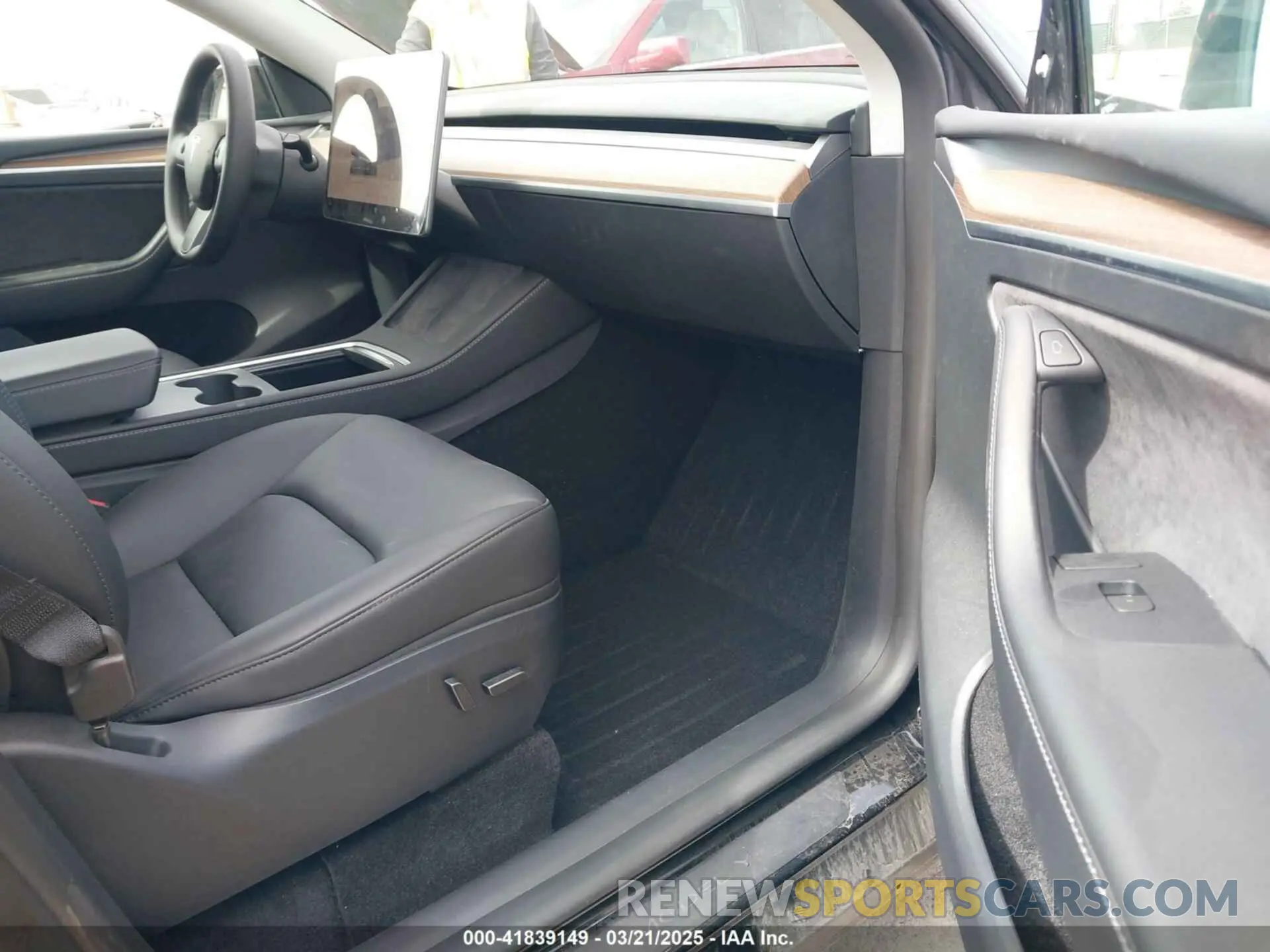 5 Фотография поврежденного автомобиля 7SAYGDEF3PF834863 TESLA MODEL Y 2023