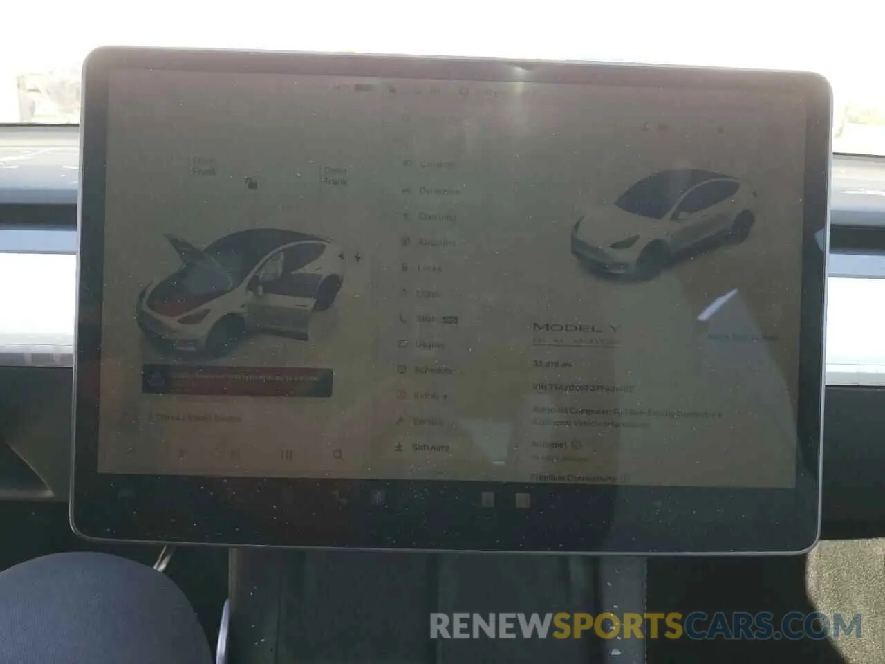 9 Photograph of a damaged car 7SAYGDEF3PF921405 TESLA MODEL Y 2023