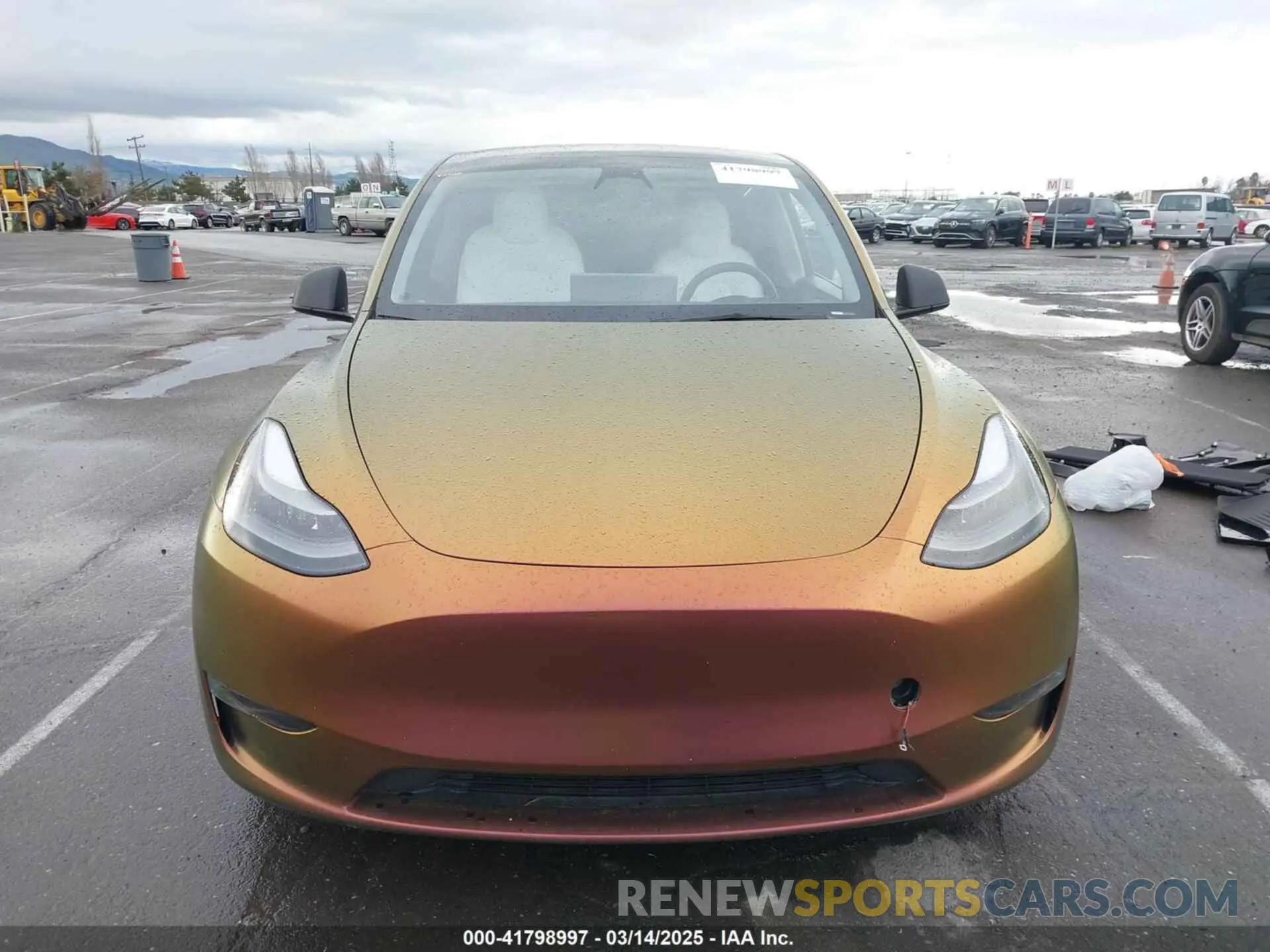 12 Фотография поврежденного автомобиля 7SAYGDEF4PF738885 TESLA MODEL Y 2023