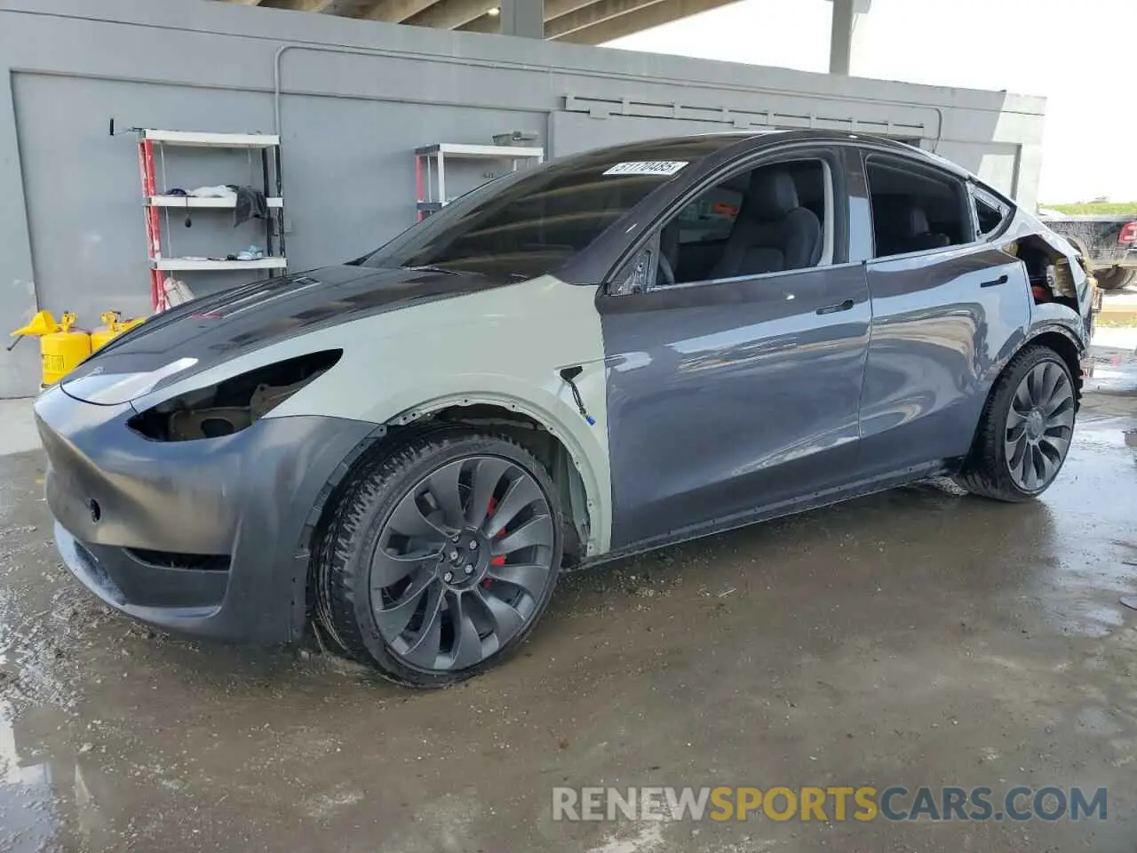 1 Photograph of a damaged car 7SAYGDEF4PF873641 TESLA MODEL Y 2023