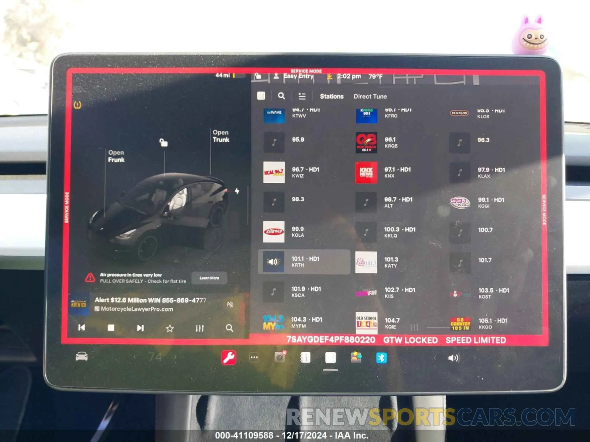 18 Photograph of a damaged car 7SAYGDEF4PF880220 TESLA MODEL Y 2023