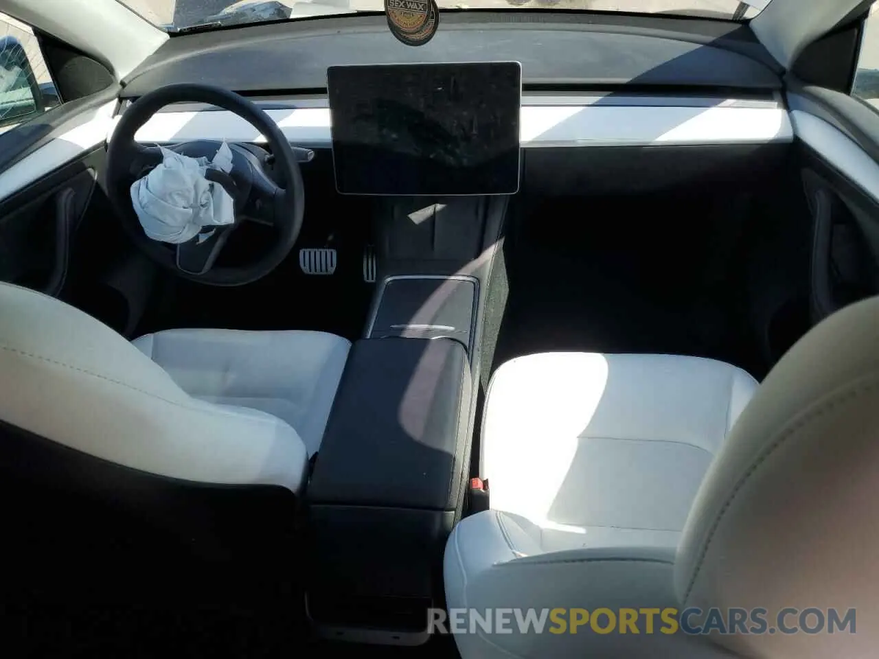 8 Photograph of a damaged car 7SAYGDEF4PF888804 TESLA MODEL Y 2023