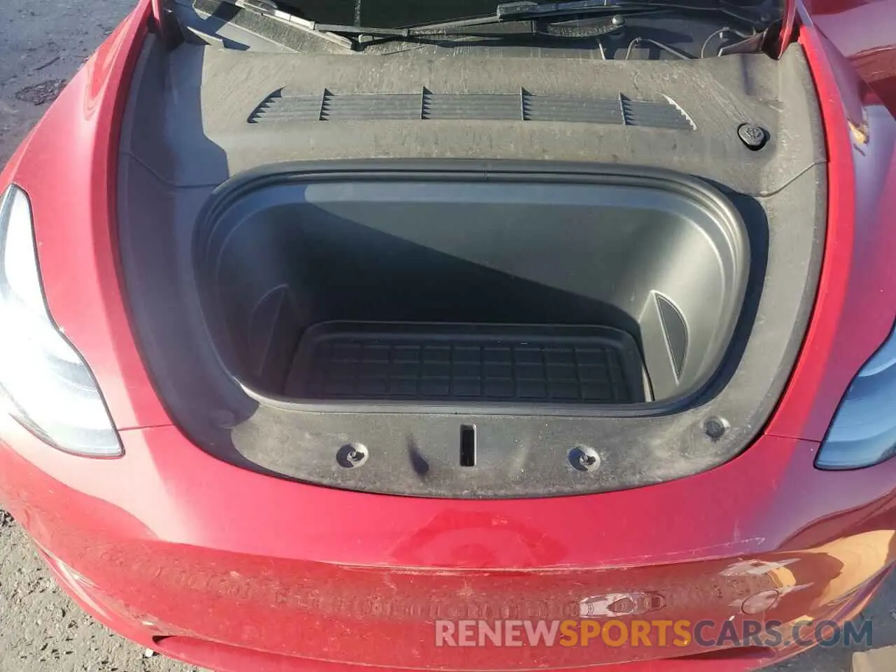 13 Photograph of a damaged car 7SAYGDEF4PF960357 TESLA MODEL Y 2023