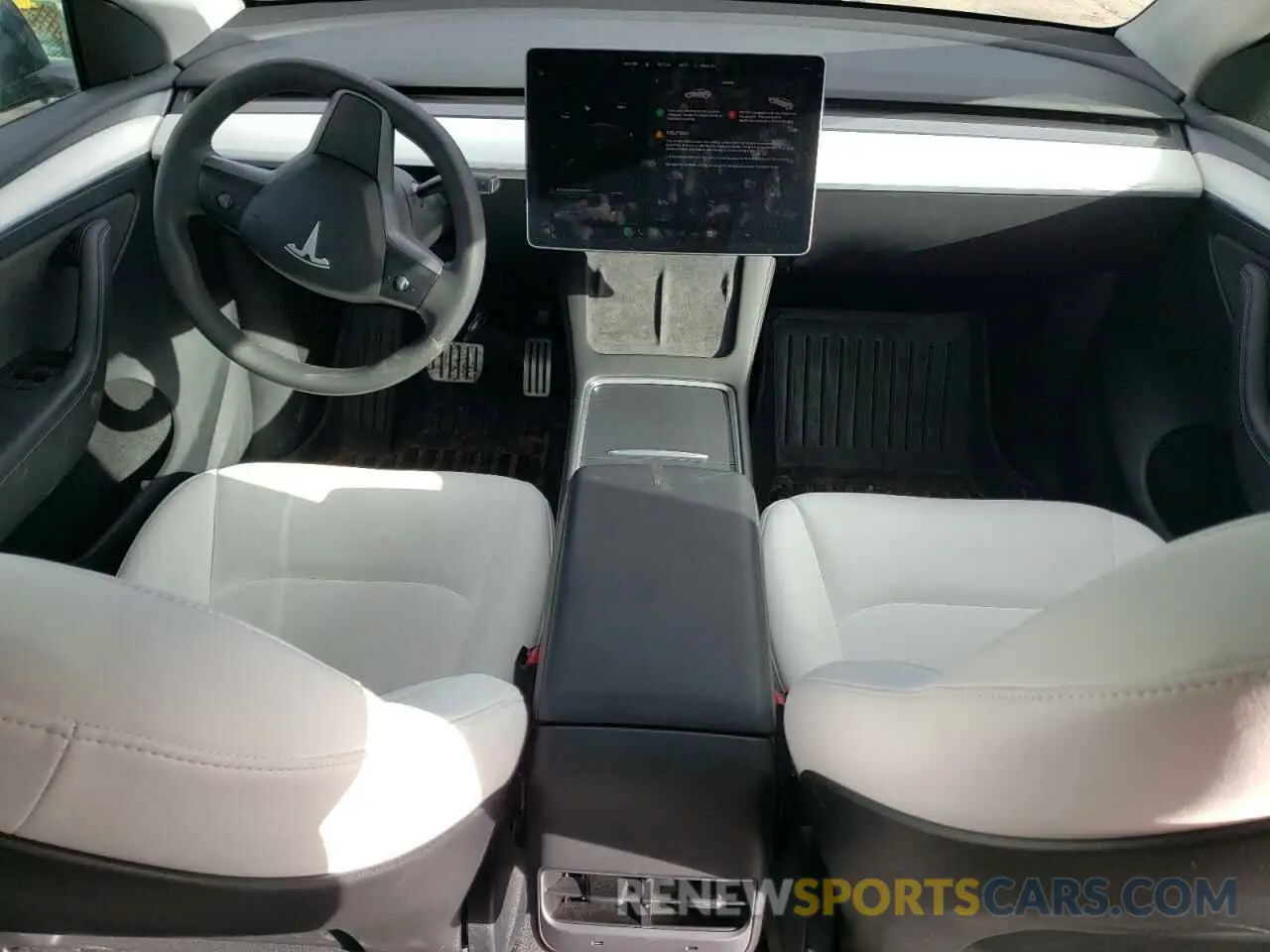 8 Photograph of a damaged car 7SAYGDEF5PF701909 TESLA MODEL Y 2023