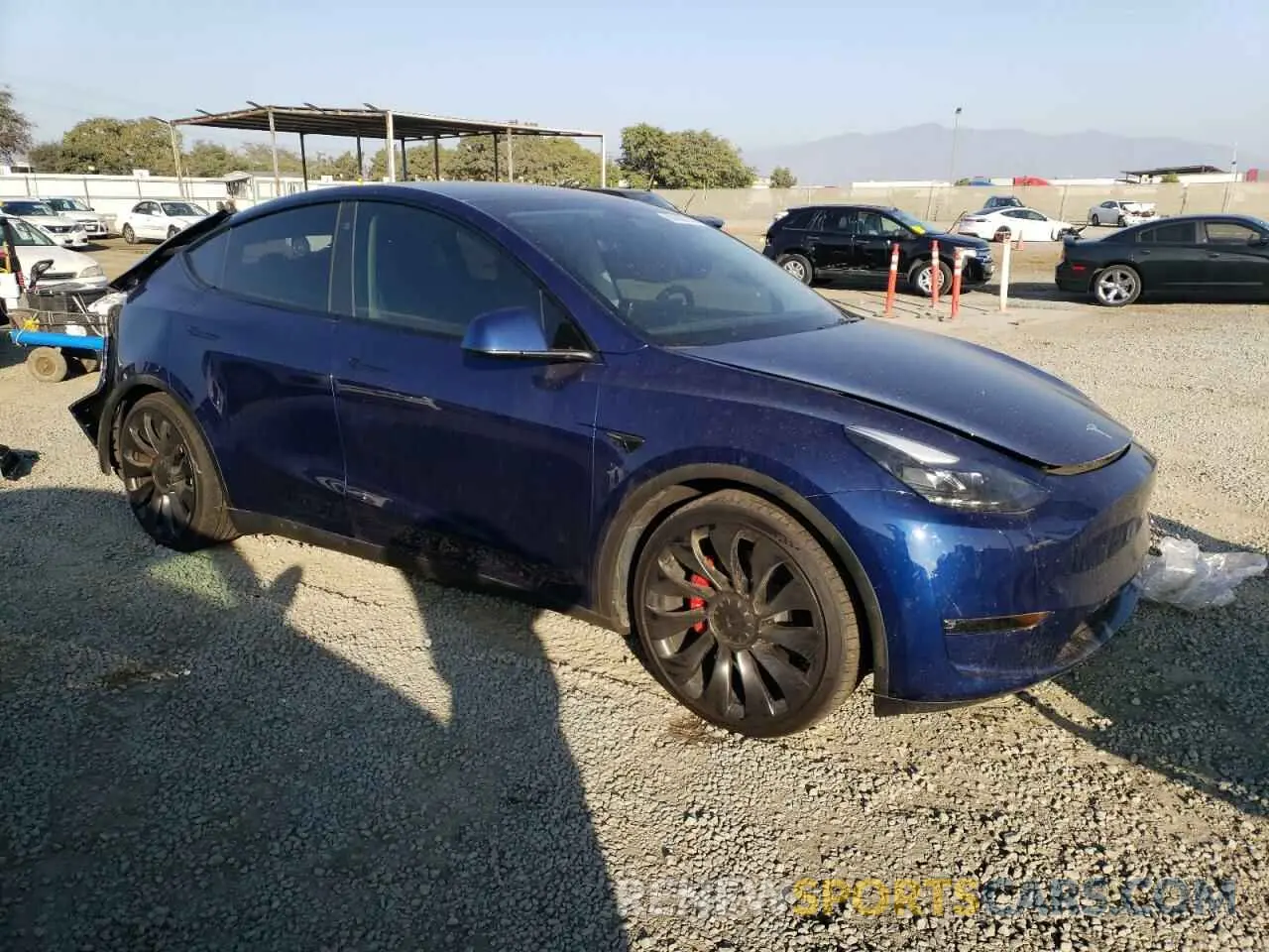 4 Photograph of a damaged car 7SAYGDEF5PF713543 TESLA MODEL Y 2023