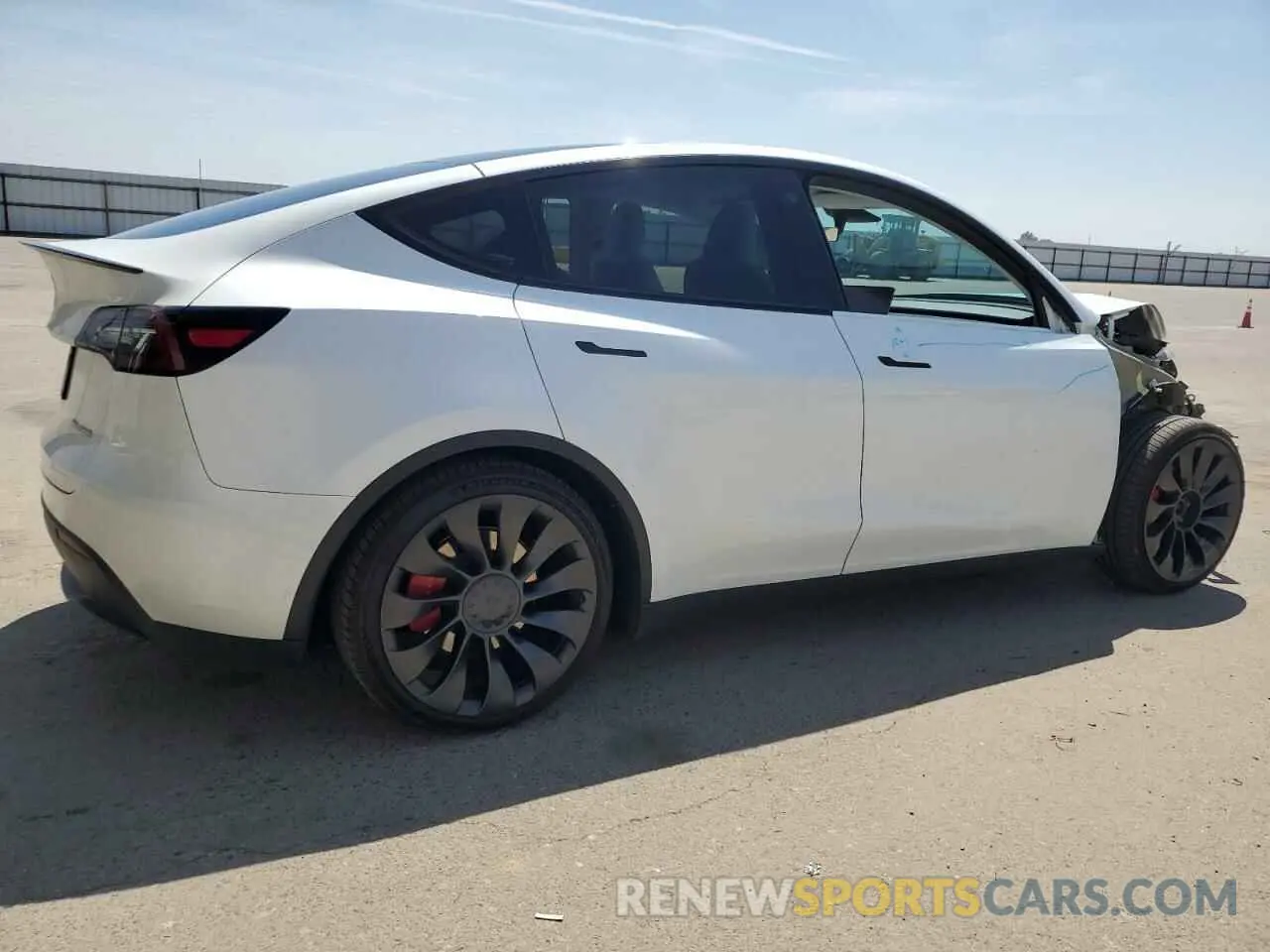 3 Фотография поврежденного автомобиля 7SAYGDEF5PF744839 TESLA MODEL Y 2023
