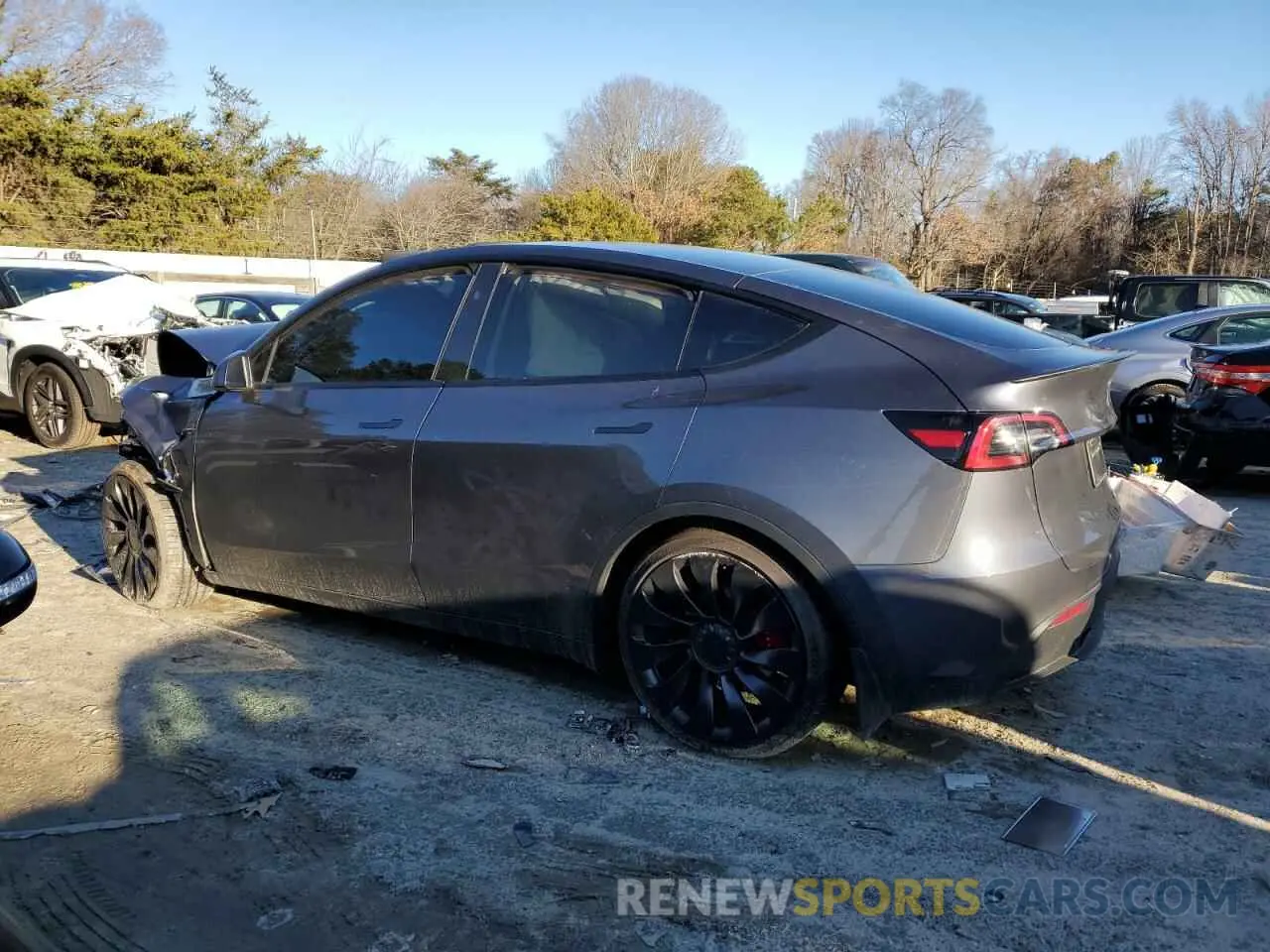 2 Photograph of a damaged car 7SAYGDEF5PF806143 TESLA MODEL Y 2023