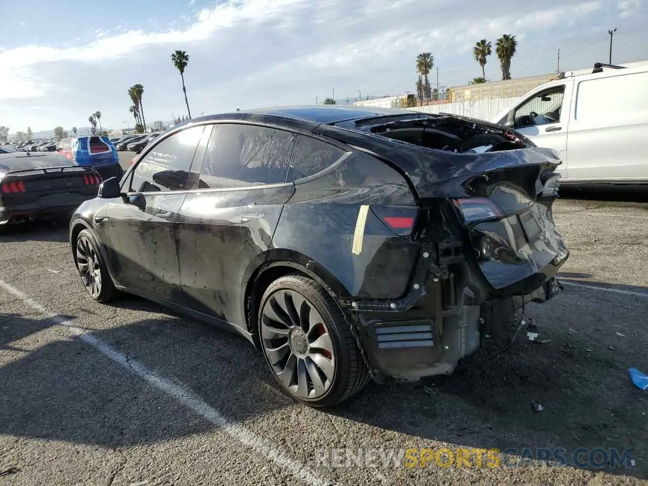 2 Photograph of a damaged car 7SAYGDEF5PF844083 TESLA MODEL Y 2023