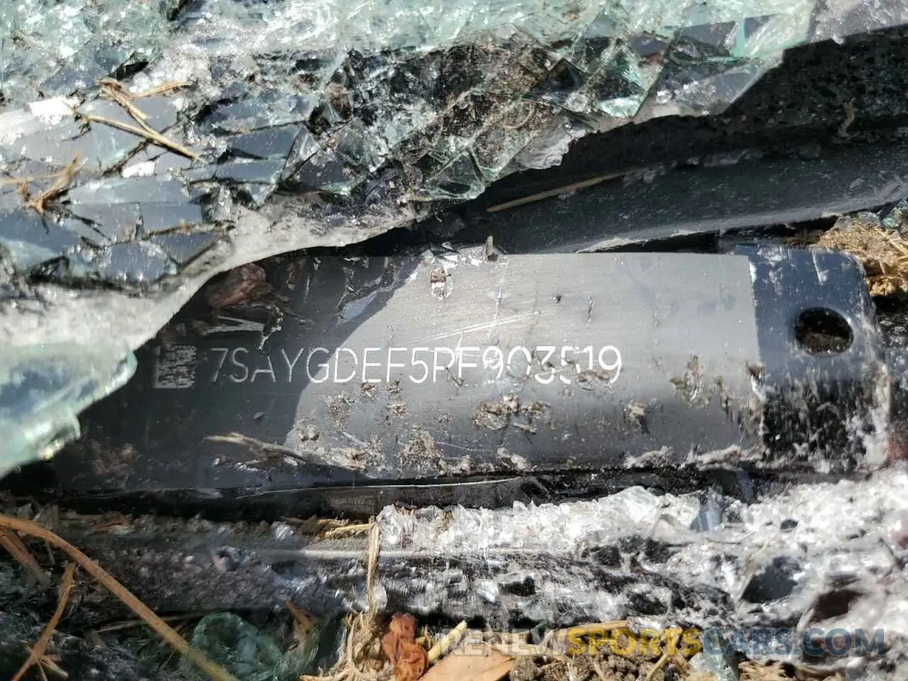 12 Photograph of a damaged car 7SAYGDEF5PF903519 TESLA MODEL Y 2023