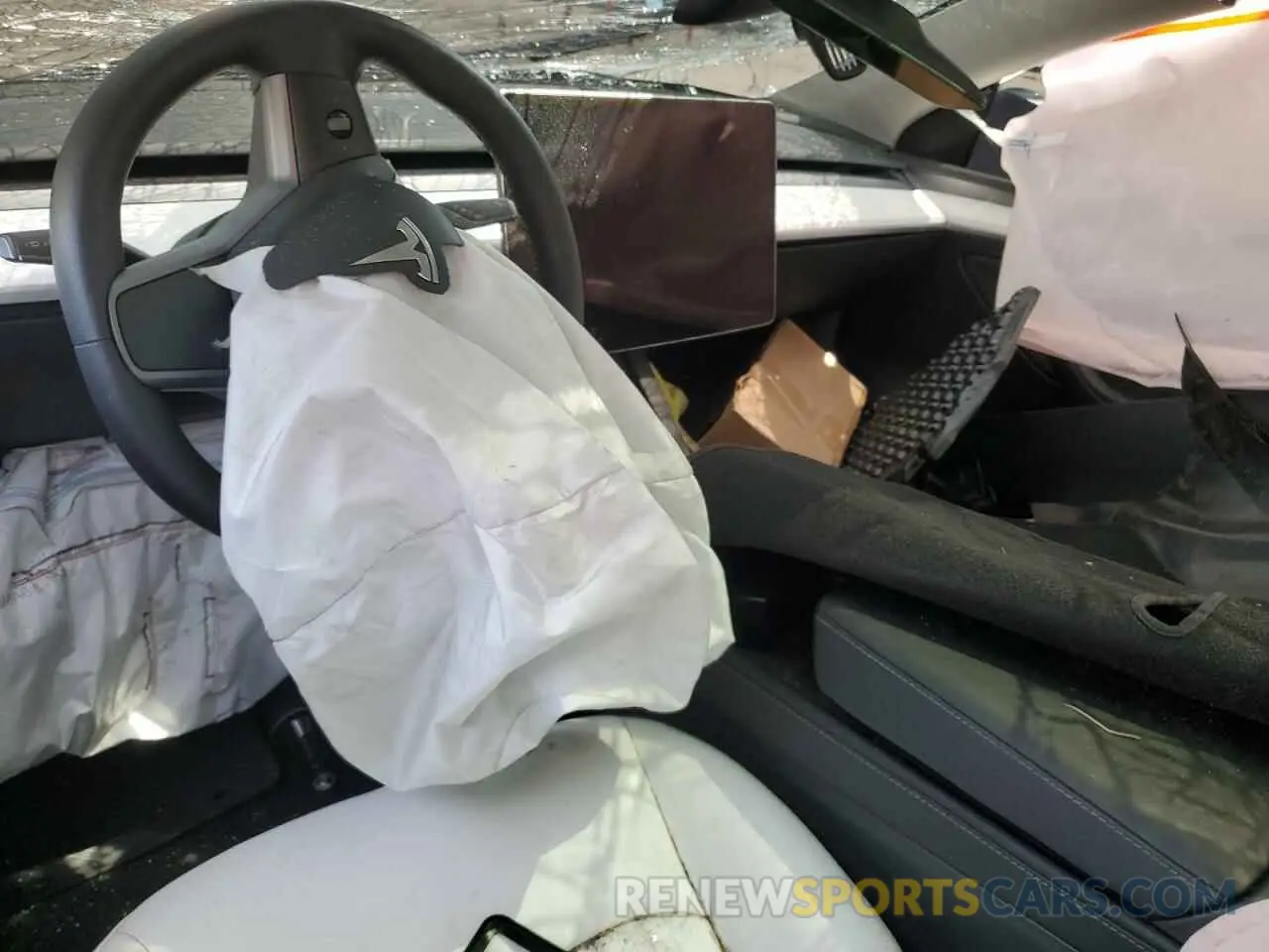 8 Photograph of a damaged car 7SAYGDEF5PF903519 TESLA MODEL Y 2023