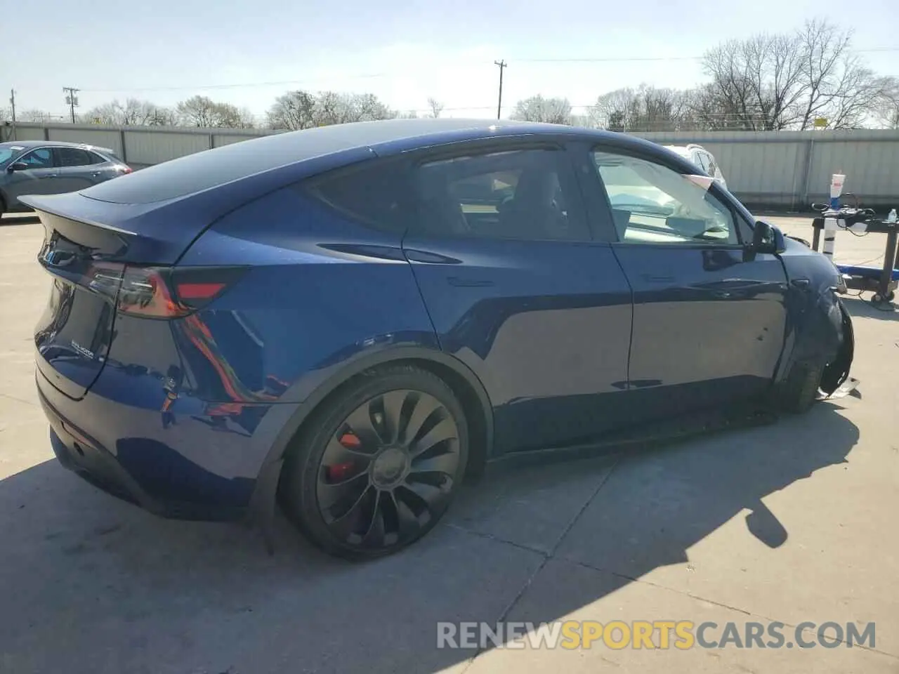3 Photograph of a damaged car 7SAYGDEF5PF917808 TESLA MODEL Y 2023