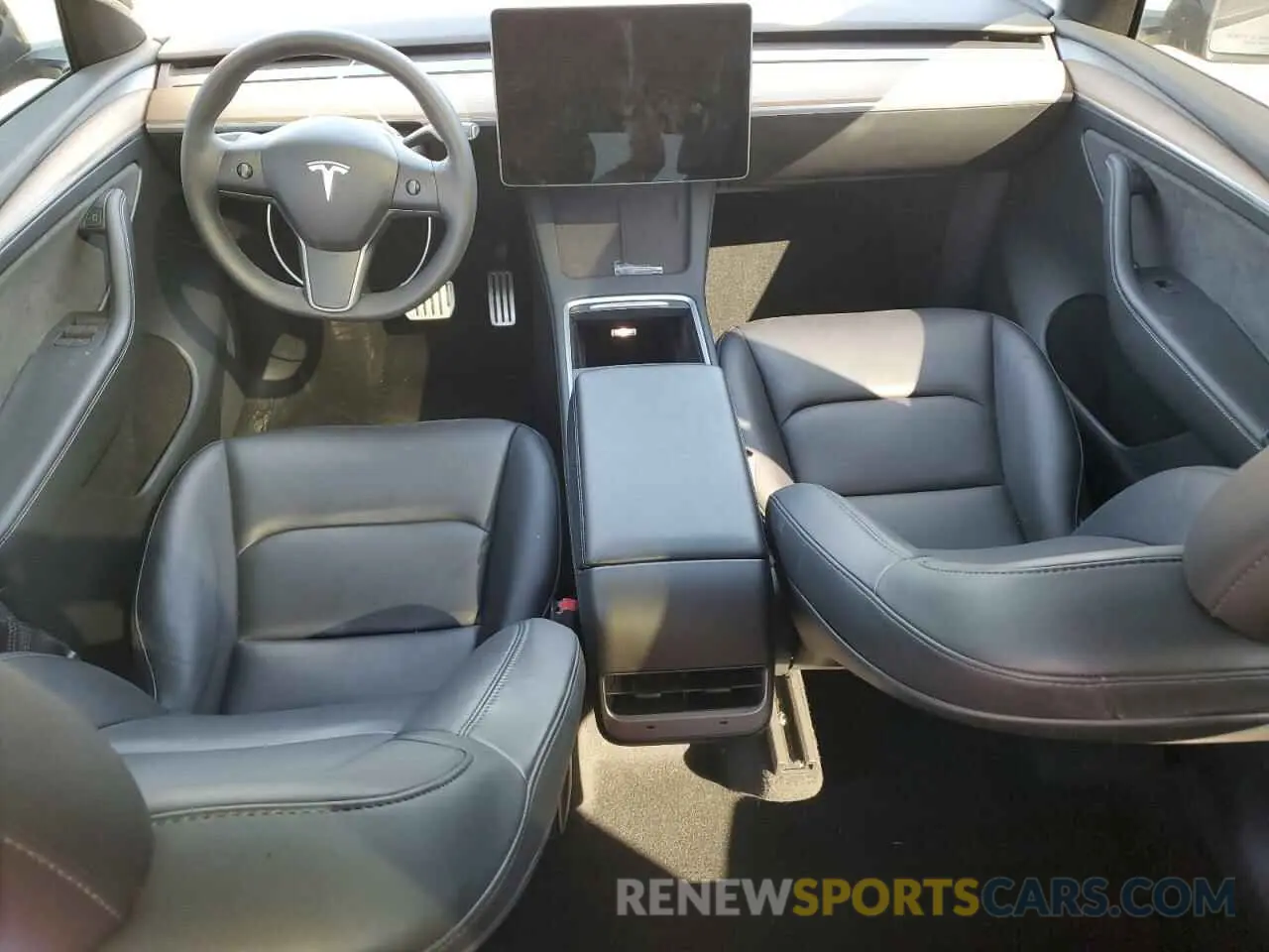 8 Photograph of a damaged car 7SAYGDEF6PF603035 TESLA MODEL Y 2023