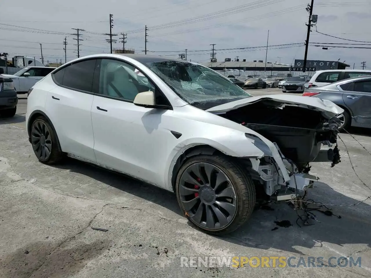 4 Photograph of a damaged car 7SAYGDEF6PF603410 TESLA MODEL Y 2023