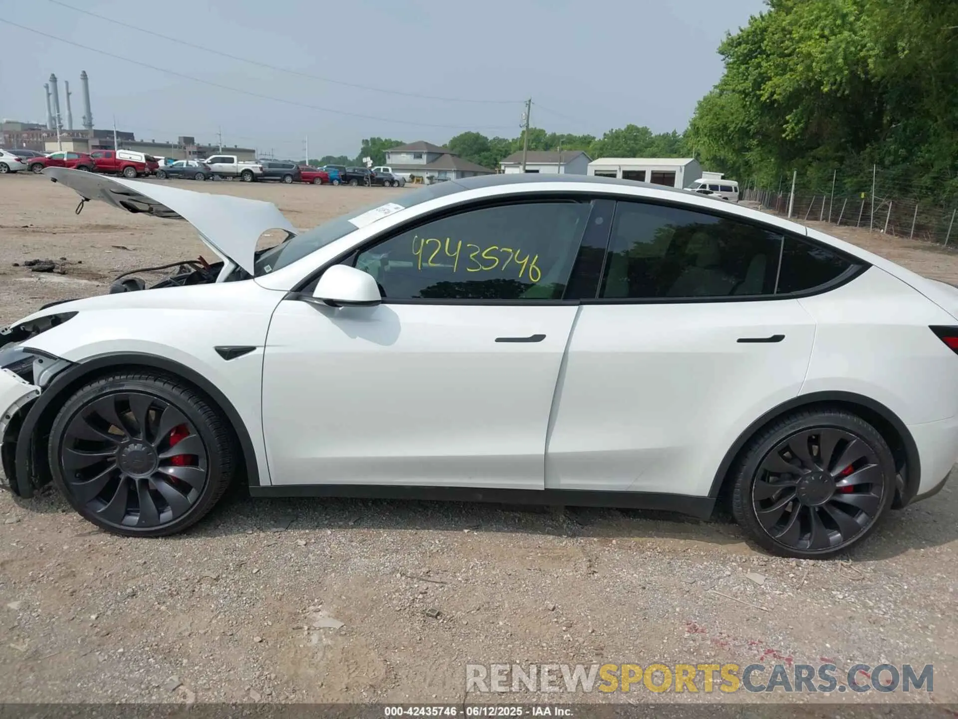 13 Фотография поврежденного автомобиля 7SAYGDEF6PF712384 TESLA MODEL Y 2023