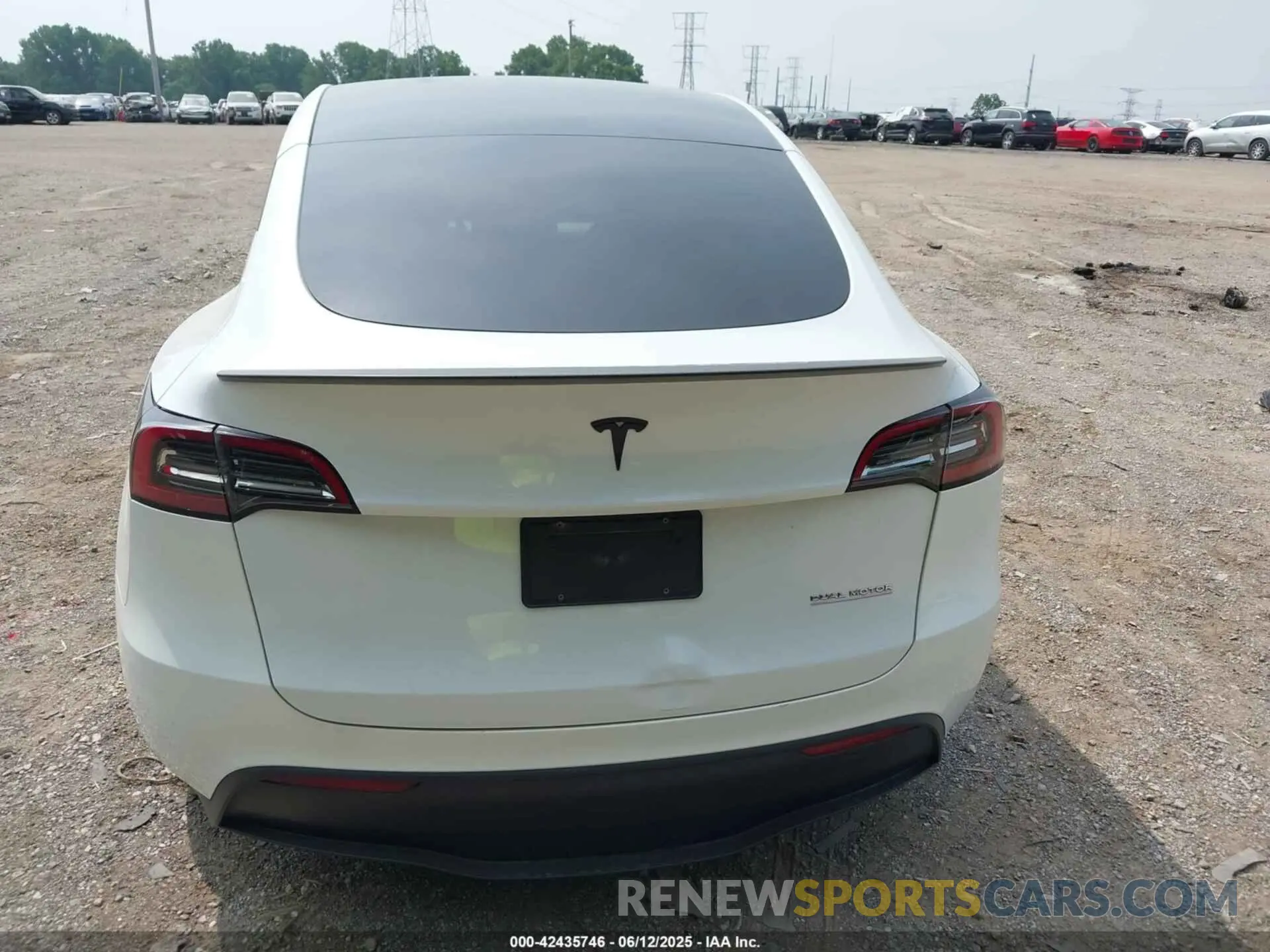 15 Фотография поврежденного автомобиля 7SAYGDEF6PF712384 TESLA MODEL Y 2023