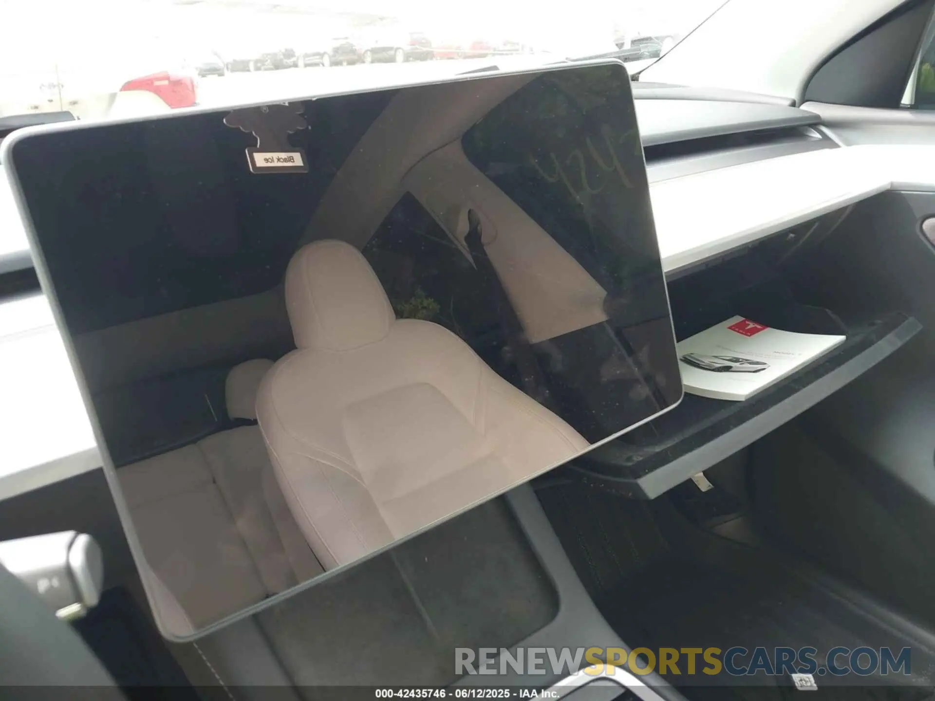 17 Фотография поврежденного автомобиля 7SAYGDEF6PF712384 TESLA MODEL Y 2023