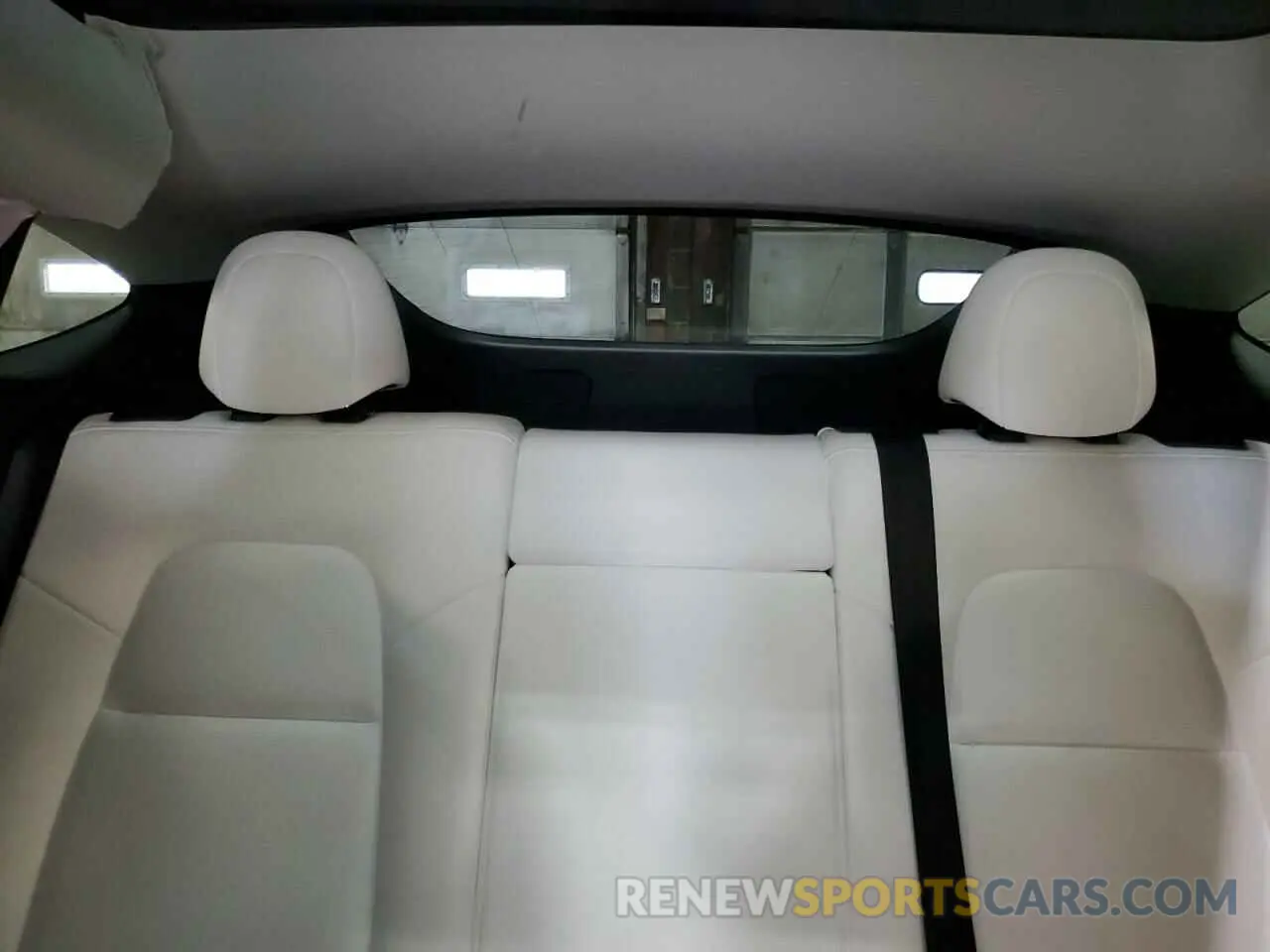 10 Photograph of a damaged car 7SAYGDEF6PF798103 TESLA MODEL Y 2023