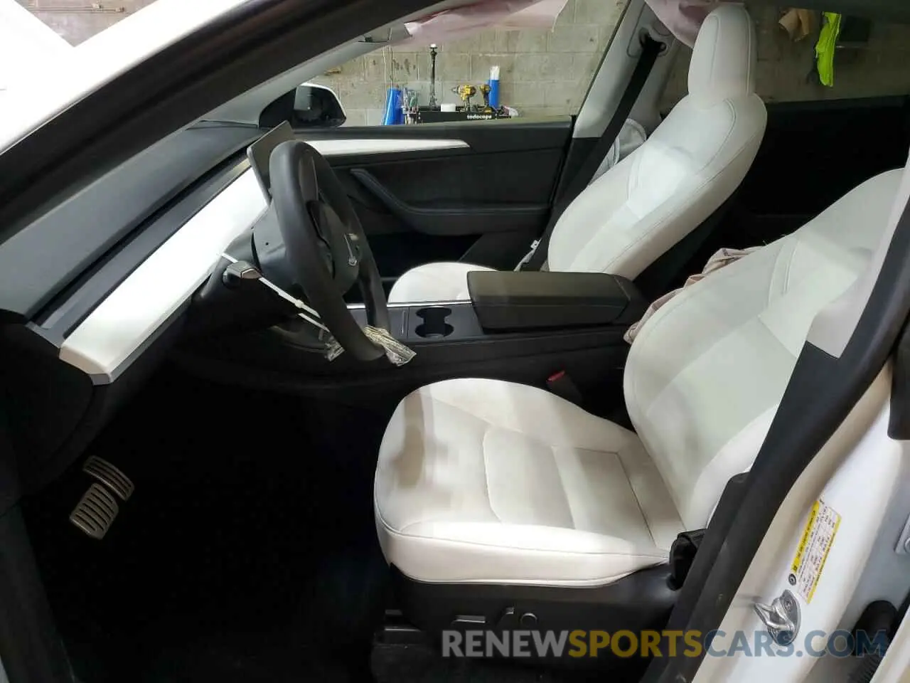 7 Photograph of a damaged car 7SAYGDEF6PF798103 TESLA MODEL Y 2023