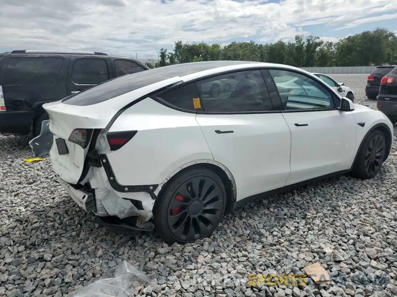 3 Photograph of a damaged car 7SAYGDEF6PF855657 TESLA MODEL Y 2023