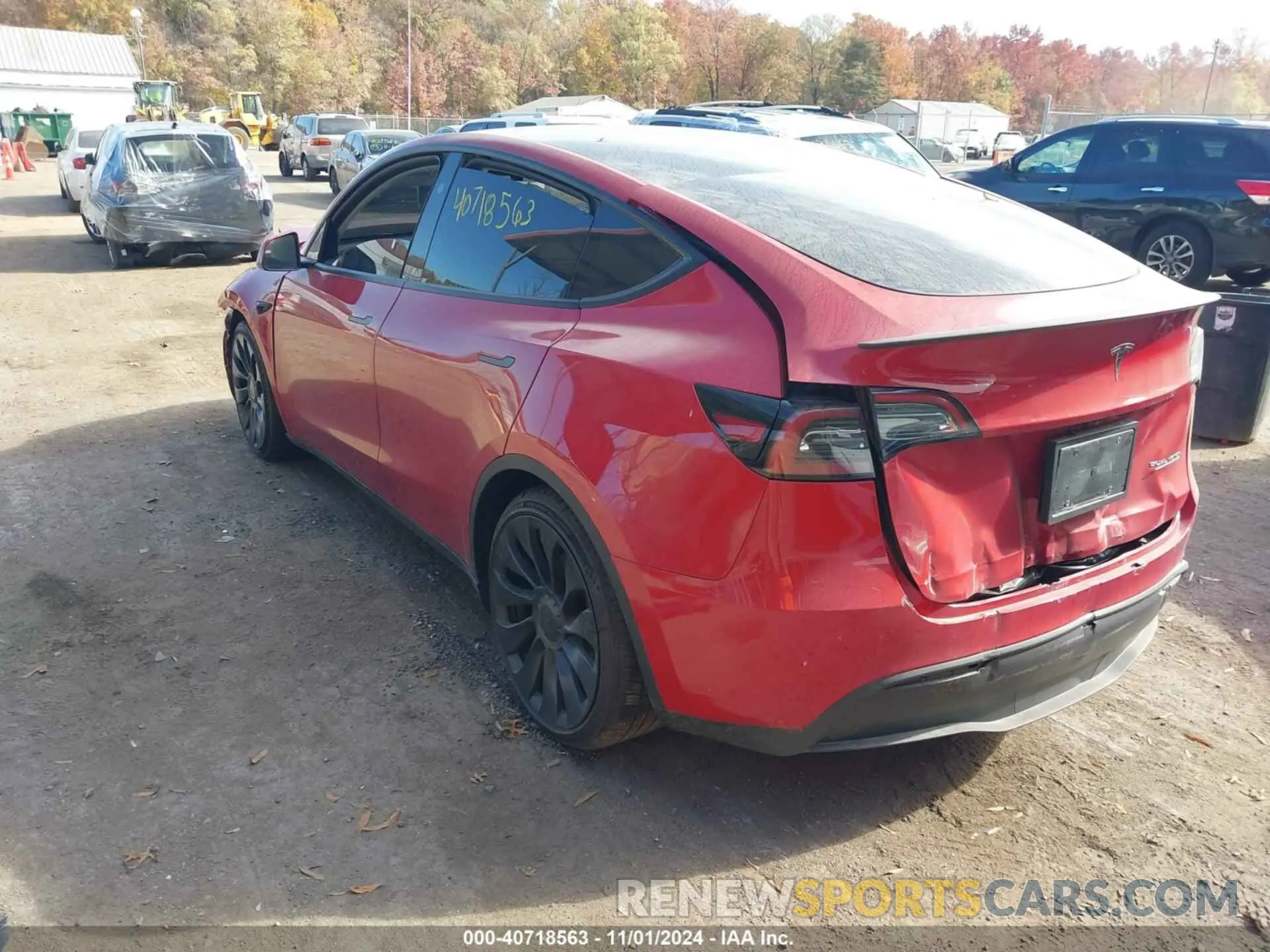 3 Photograph of a damaged car 7SAYGDEF6PF870935 TESLA MODEL Y 2023