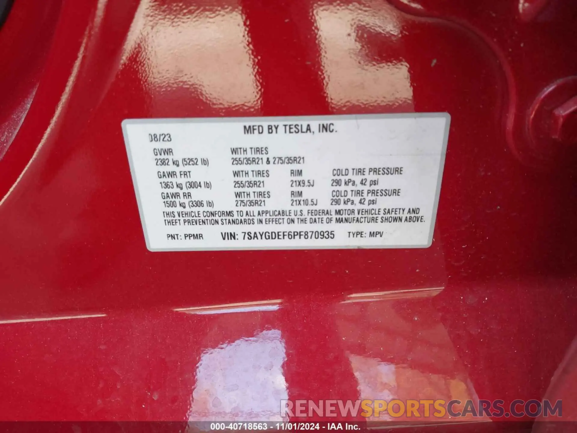 9 Photograph of a damaged car 7SAYGDEF6PF870935 TESLA MODEL Y 2023