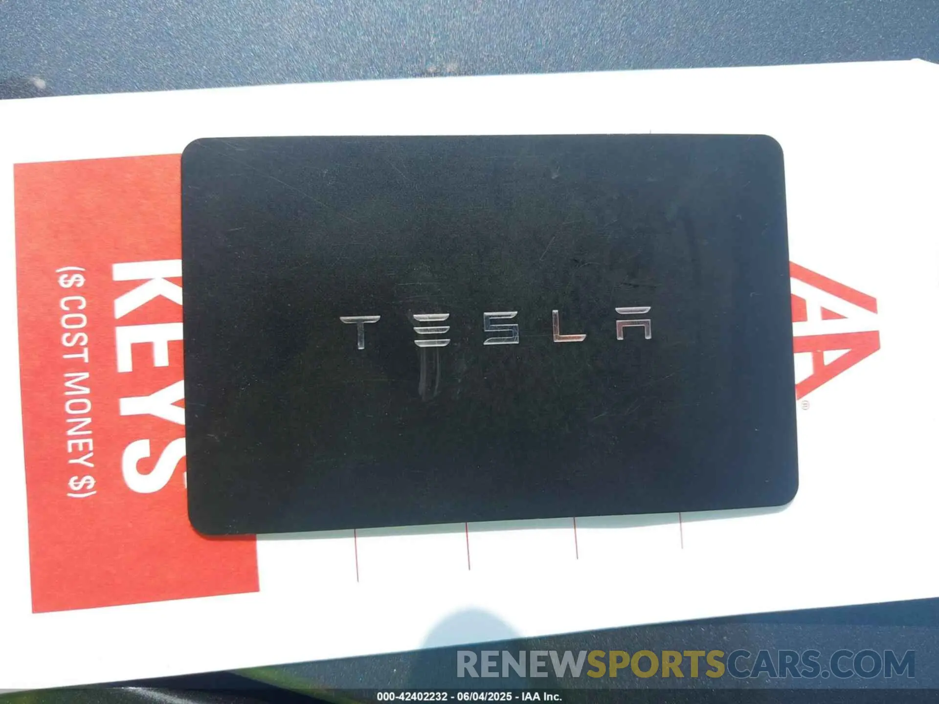 11 Photograph of a damaged car 7SAYGDEF6PF872801 TESLA MODEL Y 2023