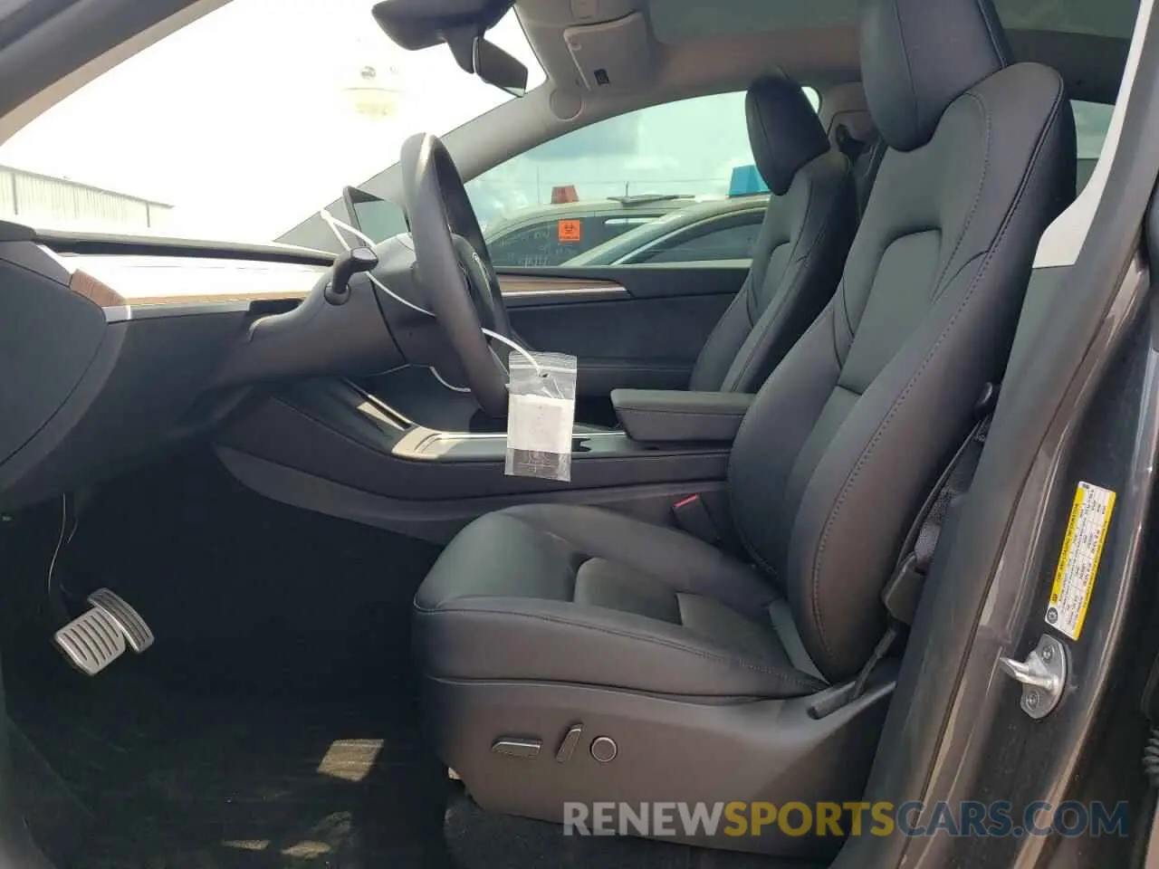 7 Photograph of a damaged car 7SAYGDEF6PF895866 TESLA MODEL Y 2023