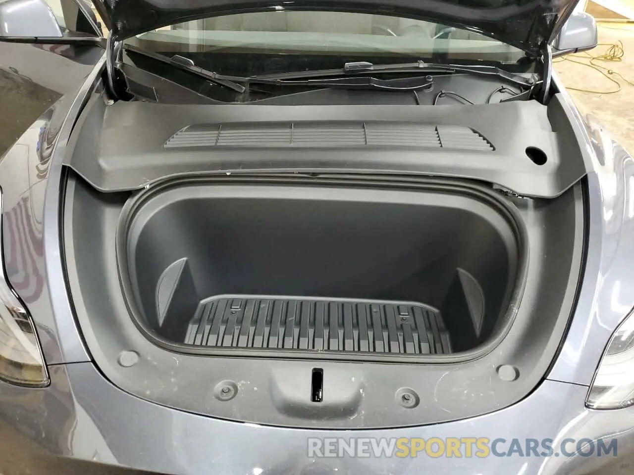 13 Photograph of a damaged car 7SAYGDEF6PF899271 TESLA MODEL Y 2023