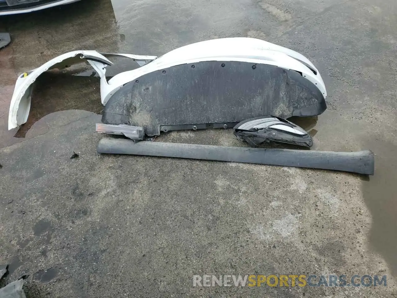 15 Photograph of a damaged car 7SAYGDEF7PF602959 TESLA MODEL Y 2023