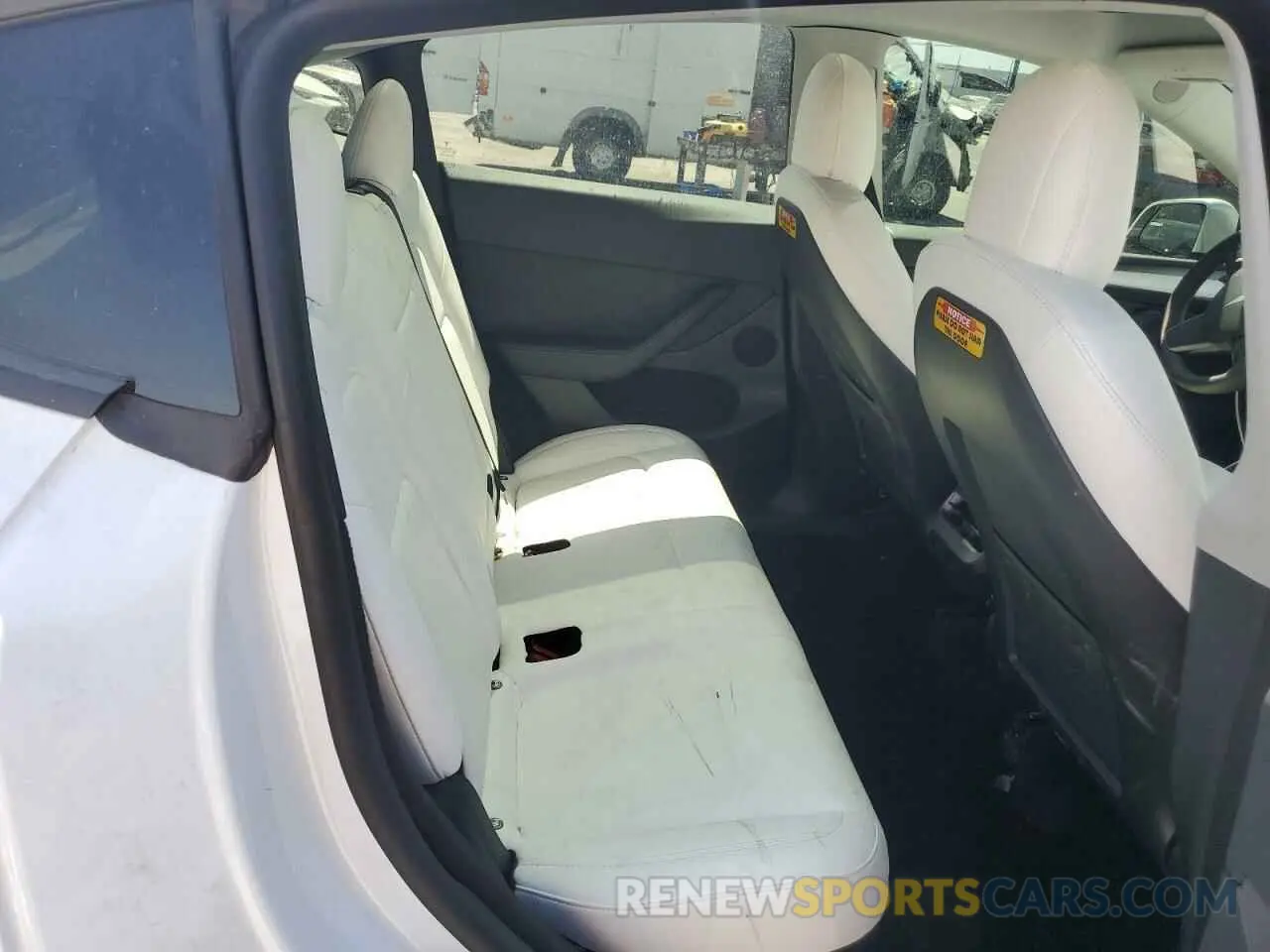 10 Photograph of a damaged car 7SAYGDEF7PF605232 TESLA MODEL Y 2023