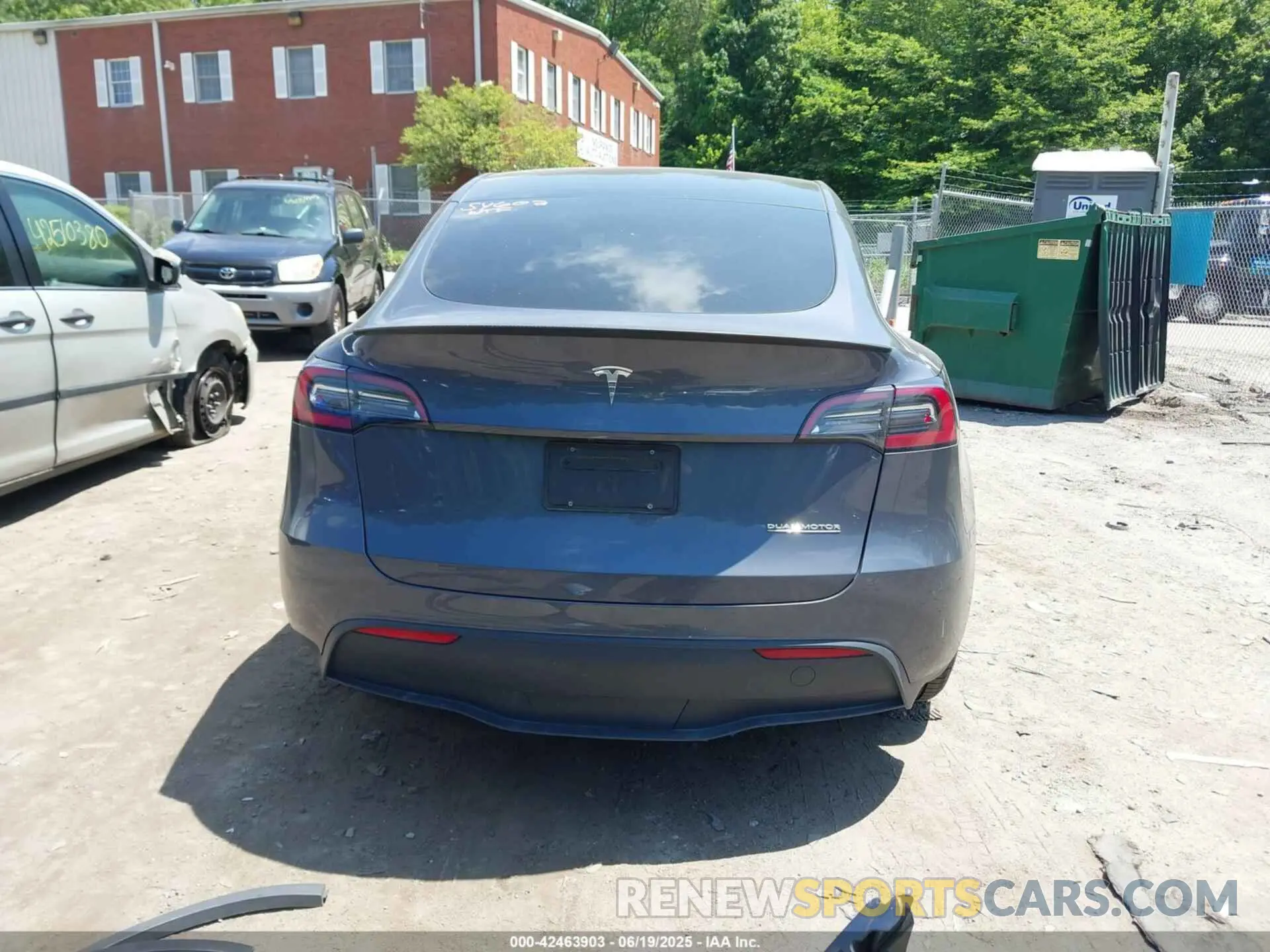 16 Фотография поврежденного автомобиля 7SAYGDEF7PF700602 TESLA MODEL Y 2023