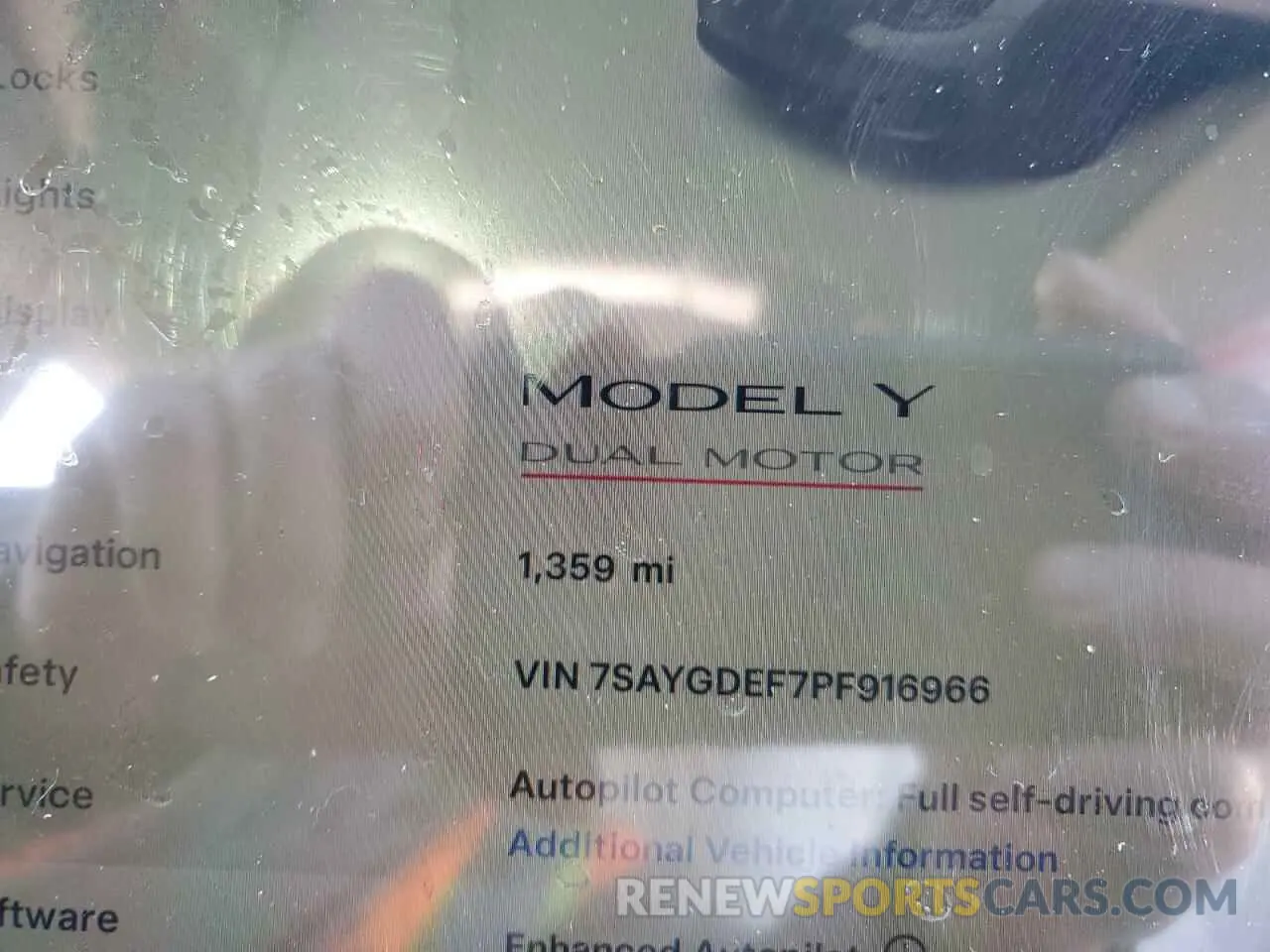 9 Photograph of a damaged car 7SAYGDEF7PF916966 TESLA MODEL Y 2023