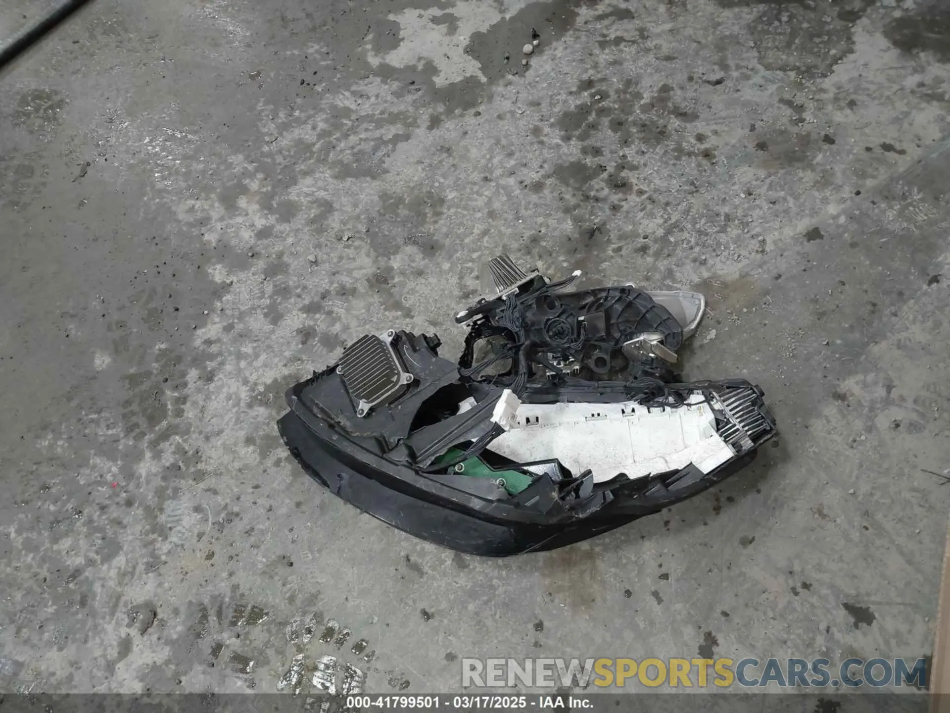 12 Фотография поврежденного автомобиля 7SAYGDEF8PF586142 TESLA MODEL Y 2023