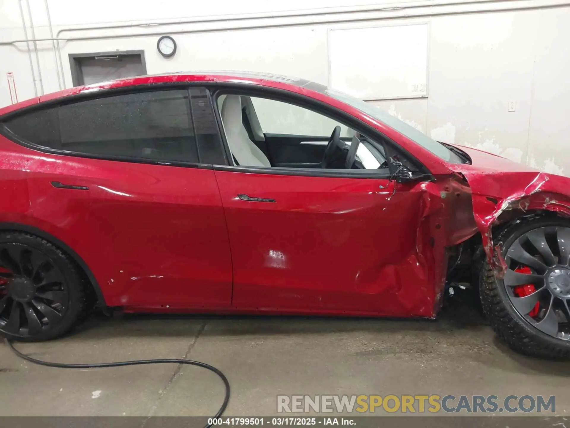 14 Фотография поврежденного автомобиля 7SAYGDEF8PF586142 TESLA MODEL Y 2023
