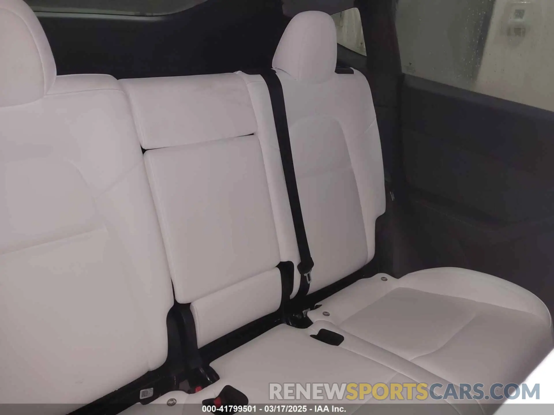 8 Фотография поврежденного автомобиля 7SAYGDEF8PF586142 TESLA MODEL Y 2023