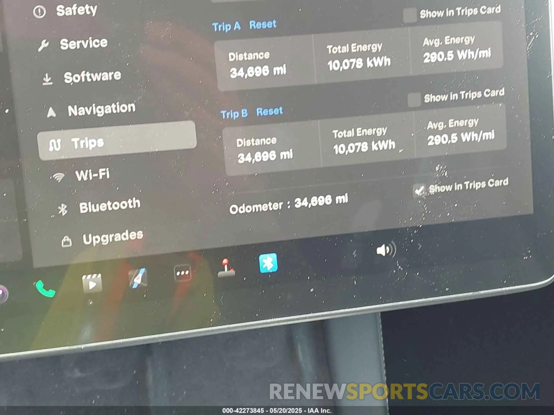 14 Photograph of a damaged car 7SAYGDEF8PF592152 TESLA MODEL Y 2023