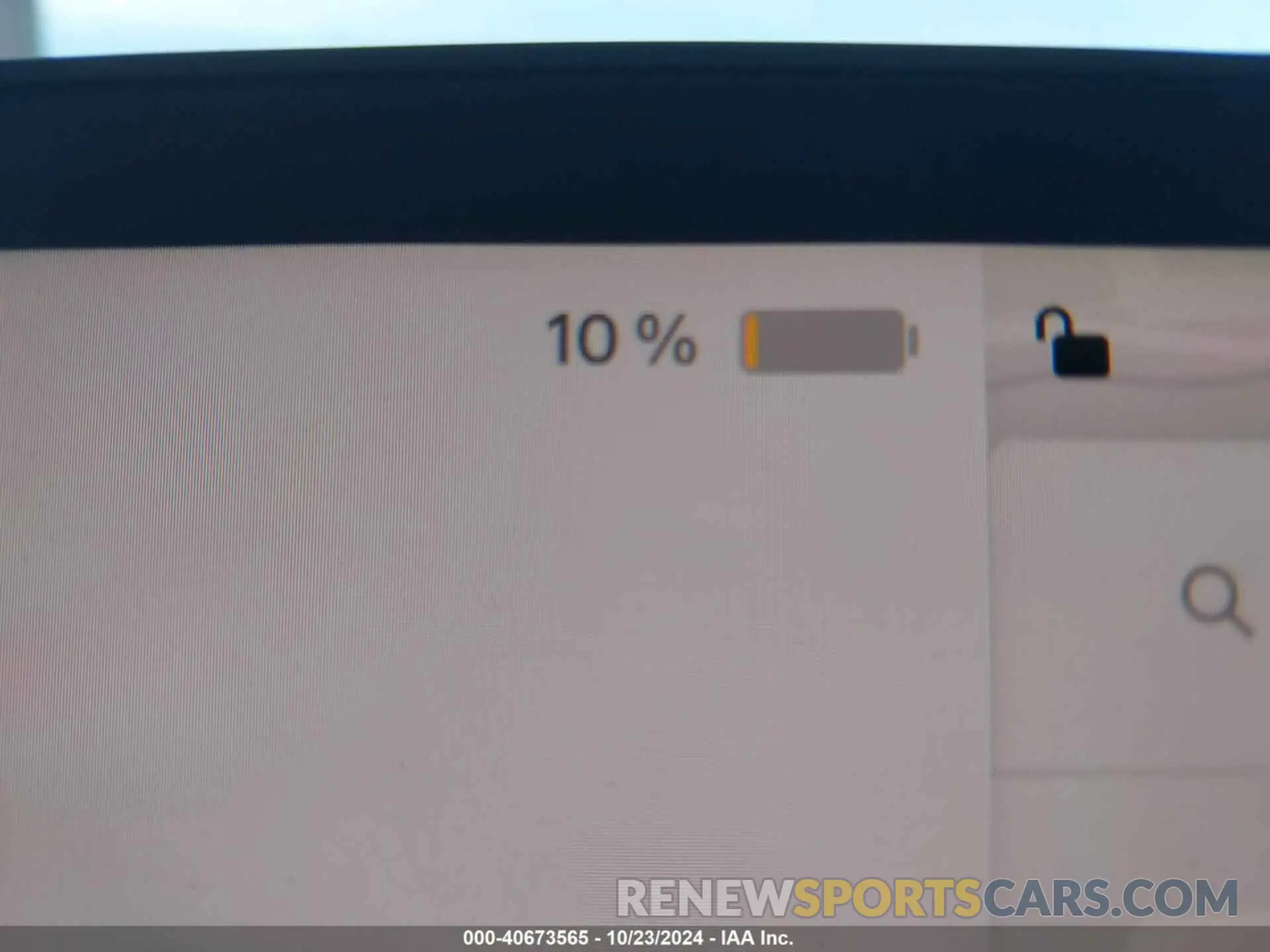 17 Photograph of a damaged car 7SAYGDEF8PF740641 TESLA MODEL Y 2023