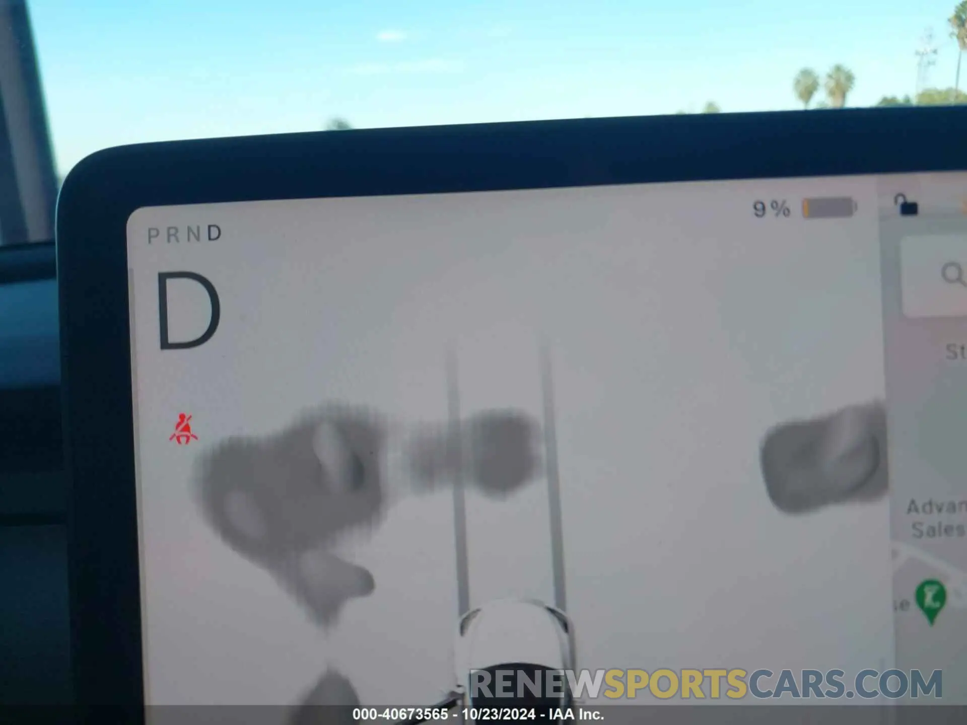 19 Photograph of a damaged car 7SAYGDEF8PF740641 TESLA MODEL Y 2023