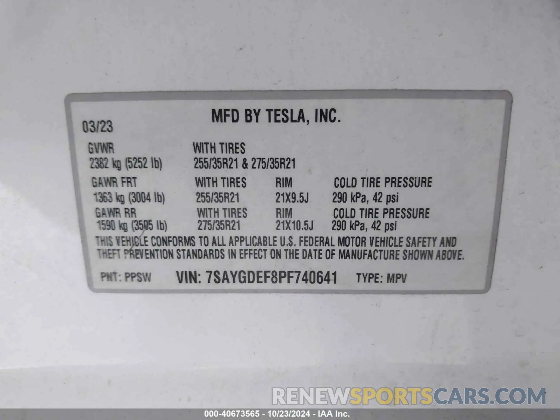 9 Photograph of a damaged car 7SAYGDEF8PF740641 TESLA MODEL Y 2023