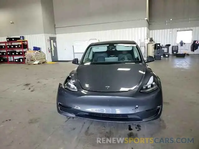 11 Photograph of a damaged car 7SAYGDEF8PF833109 TESLA MODEL Y 2023