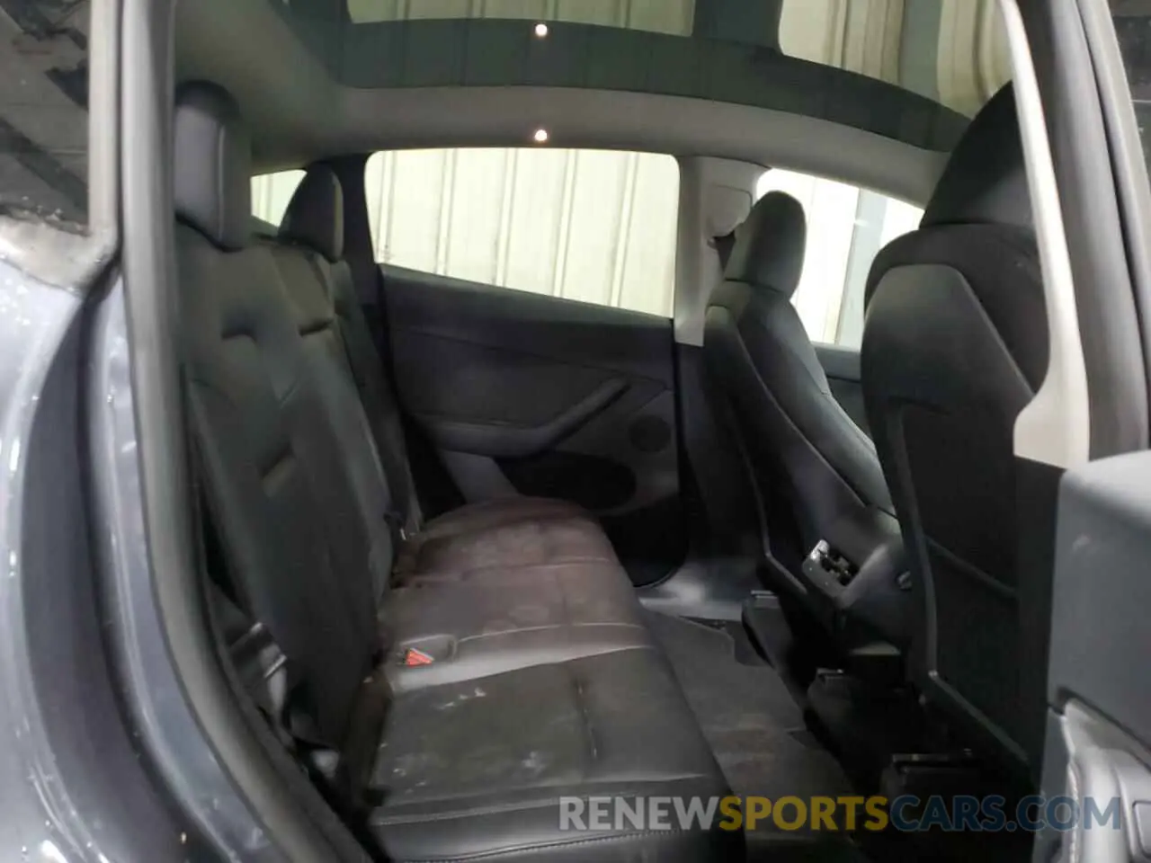 12 Photograph of a damaged car 7SAYGDEF8PF833109 TESLA MODEL Y 2023