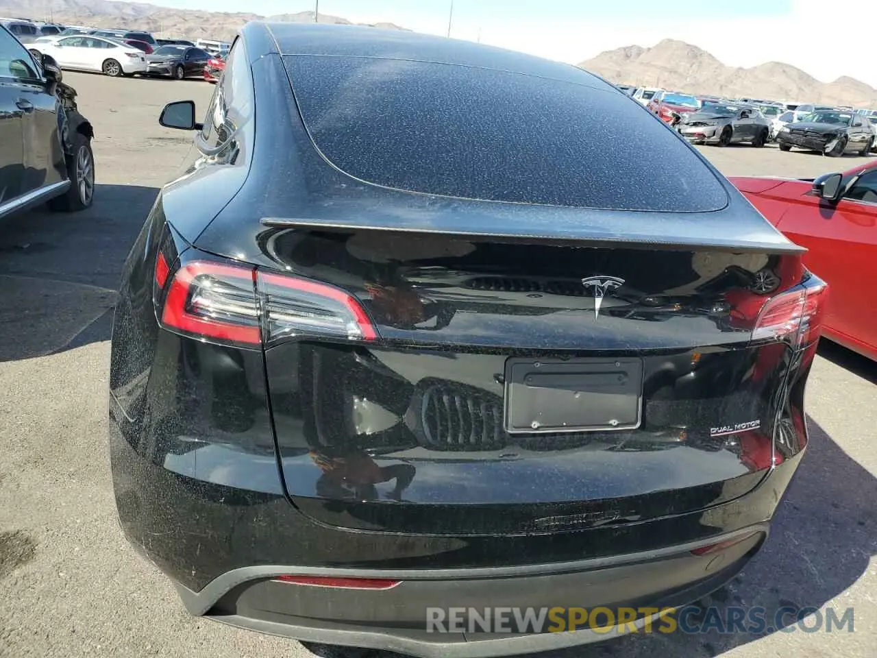 6 Photograph of a damaged car 7SAYGDEF8PF884514 TESLA MODEL Y 2023