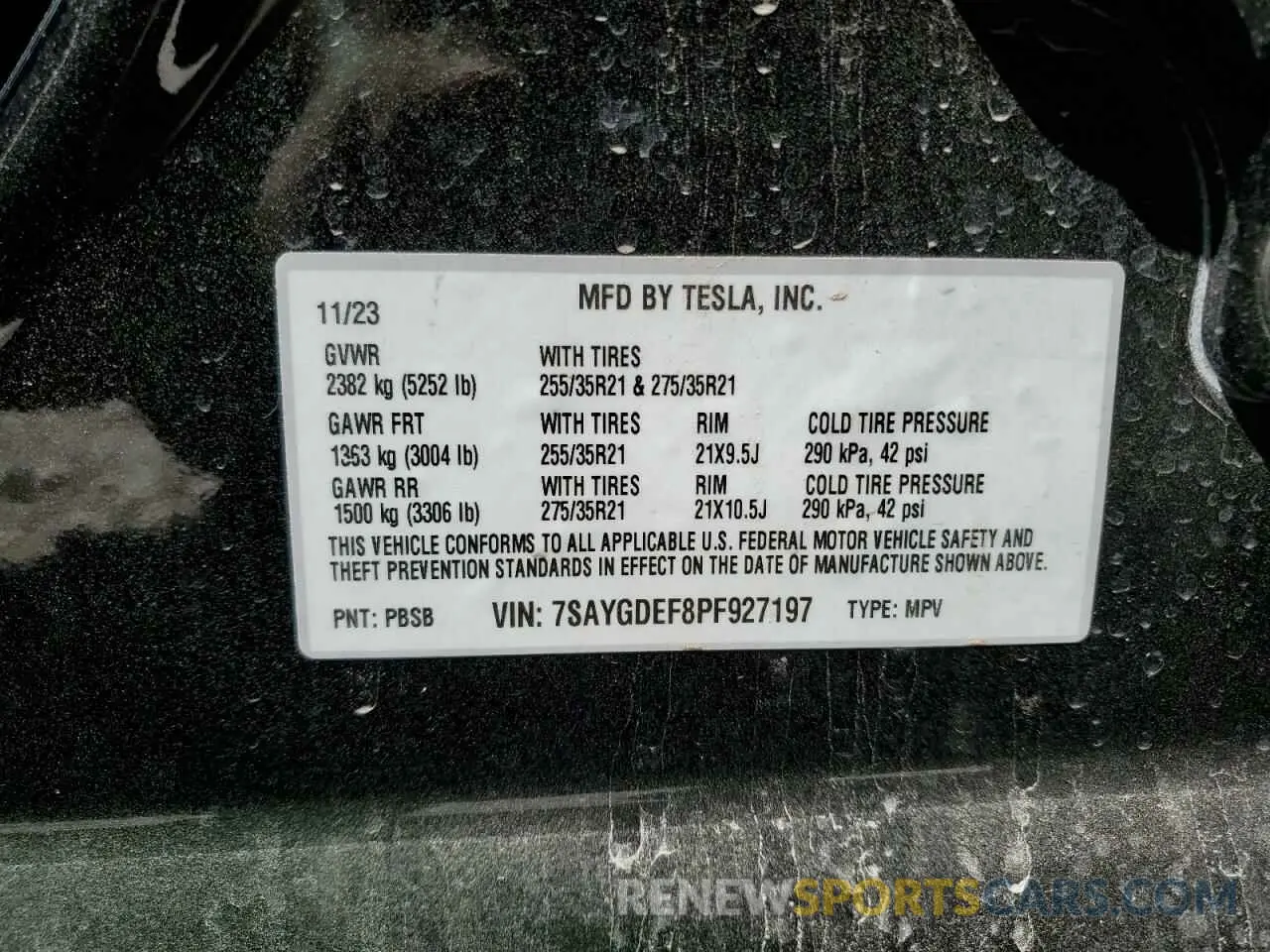 13 Photograph of a damaged car 7SAYGDEF8PF927197 TESLA MODEL Y 2023