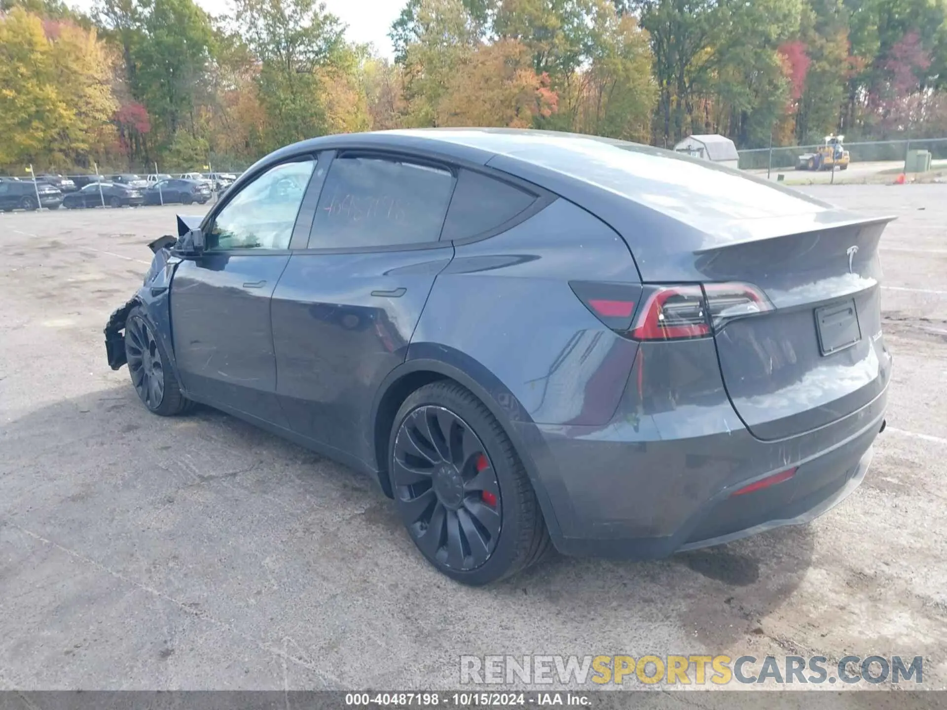 3 Photograph of a damaged car 7SAYGDEF9PF588806 TESLA MODEL Y 2023
