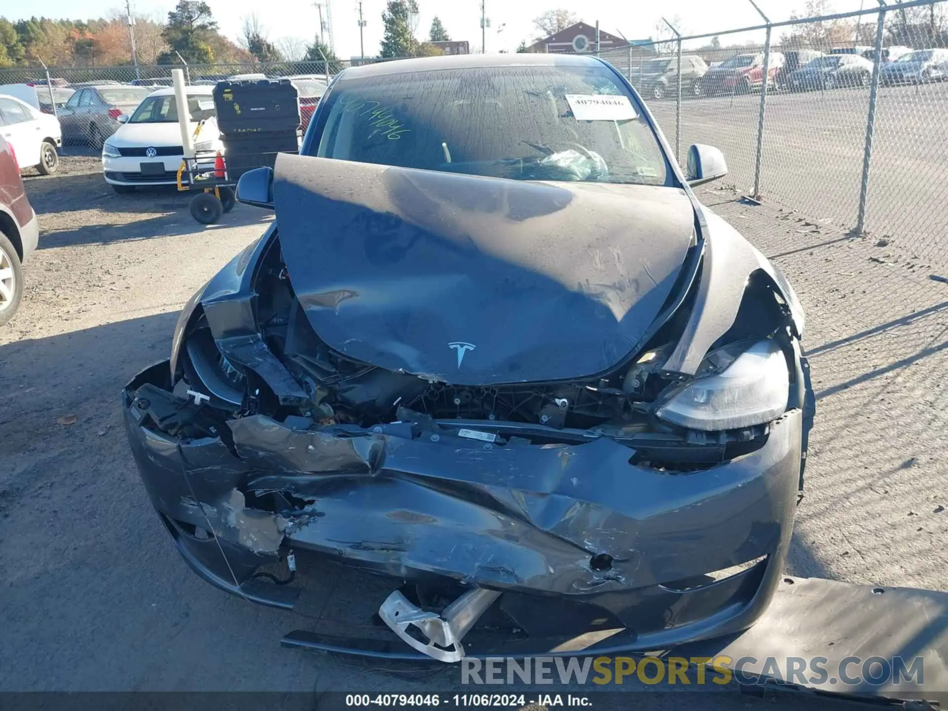 11 Photograph of a damaged car 7SAYGDEF9PF613140 TESLA MODEL Y 2023