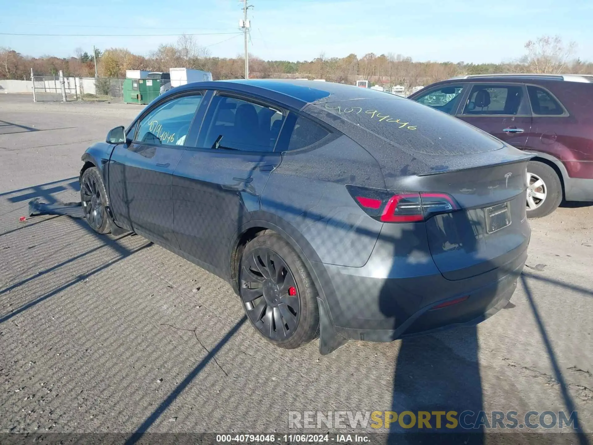 3 Photograph of a damaged car 7SAYGDEF9PF613140 TESLA MODEL Y 2023